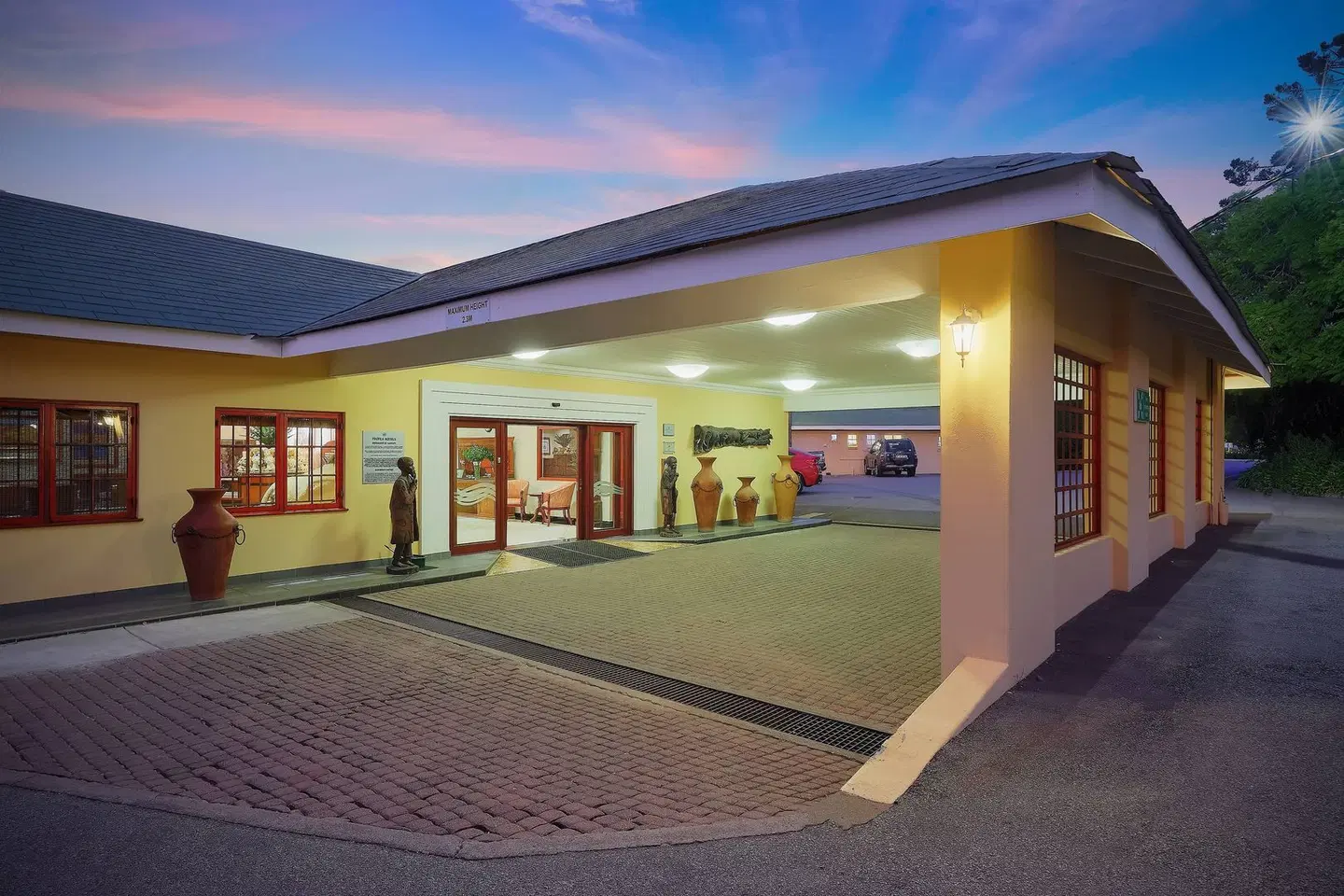 Protea Hotel by Marriott Polokwane Ranch Resort EXTERIOR