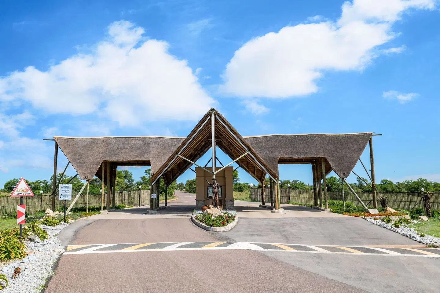 Protea Hotel by Marriott Polokwane Ranch Resort EXTERIOR
