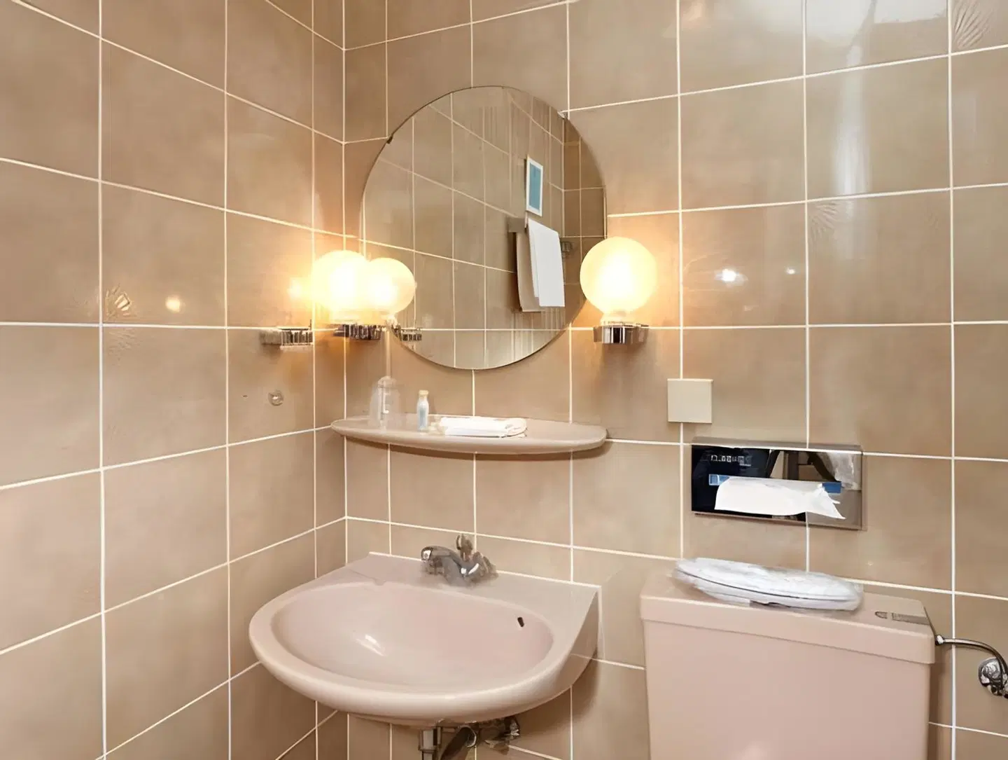 Parkhotel Atlantic Badezimmer