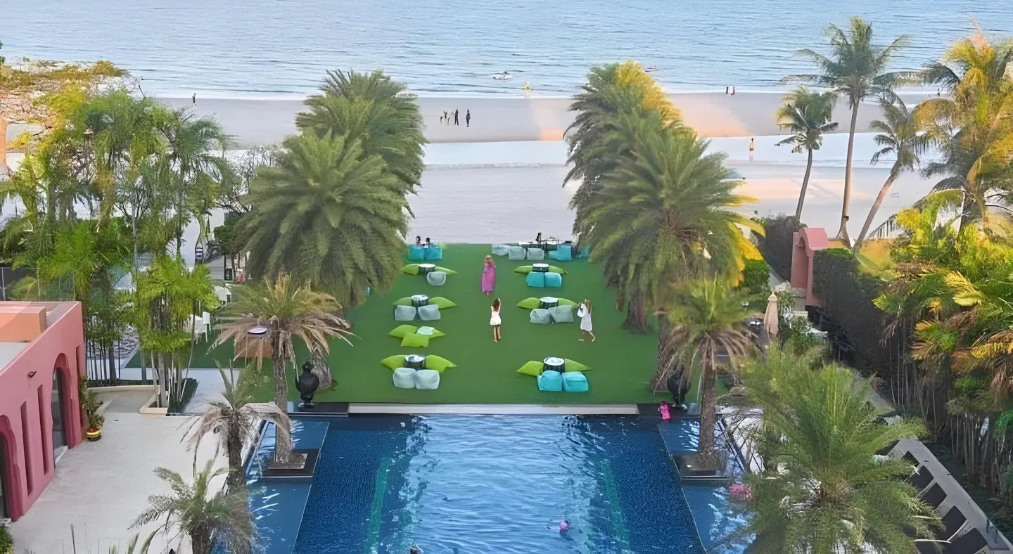 Marrakesh Hua Hin Resort & Spa OUTDOOR_POOL