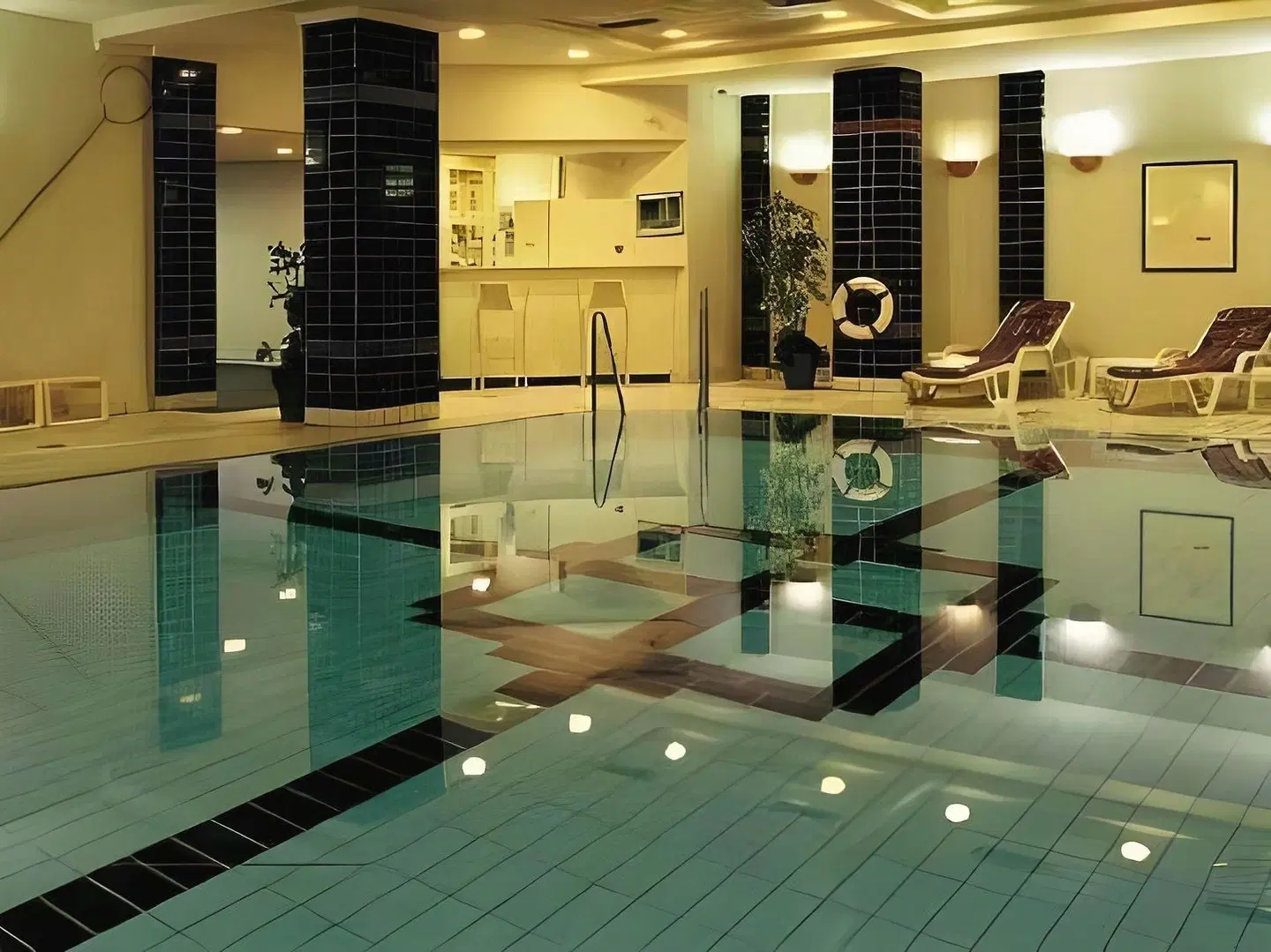 Van der Valk Hotel Hildesheim Hallenbad