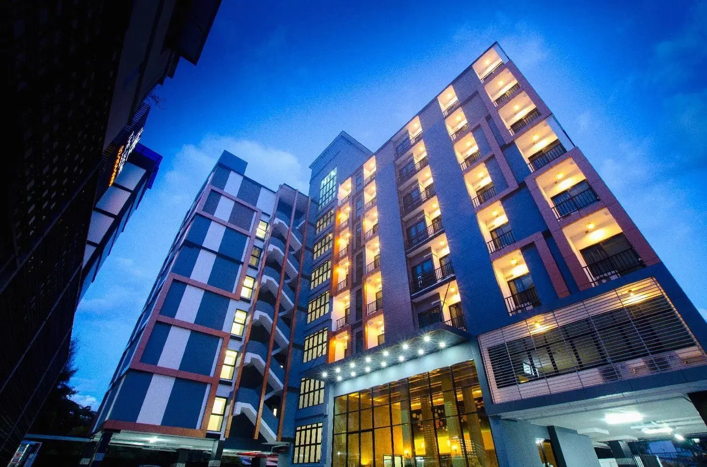 The Riche Boutique EXTERIOR