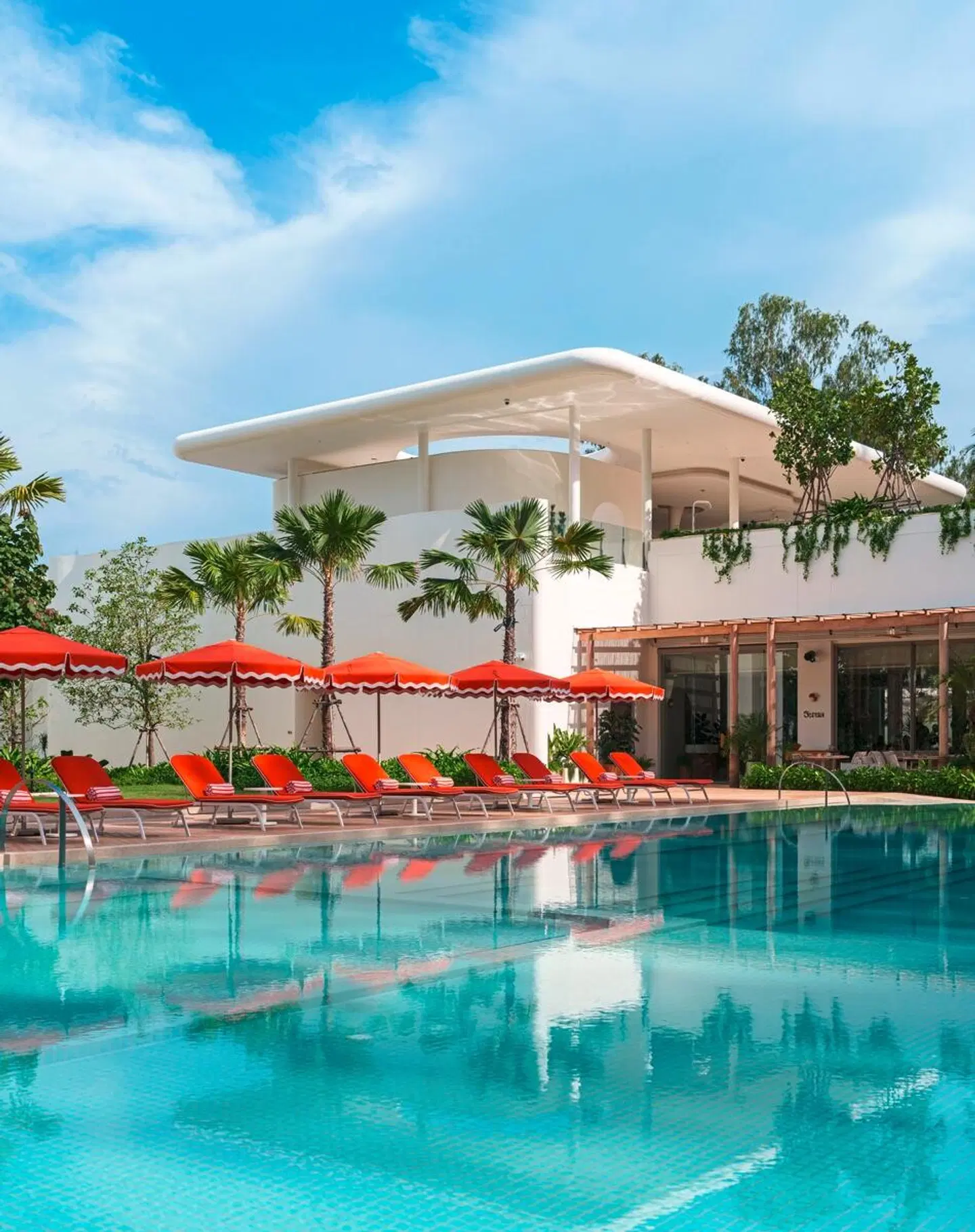 The Standard, Pattaya Na Jomtien OUTDOOR_POOL