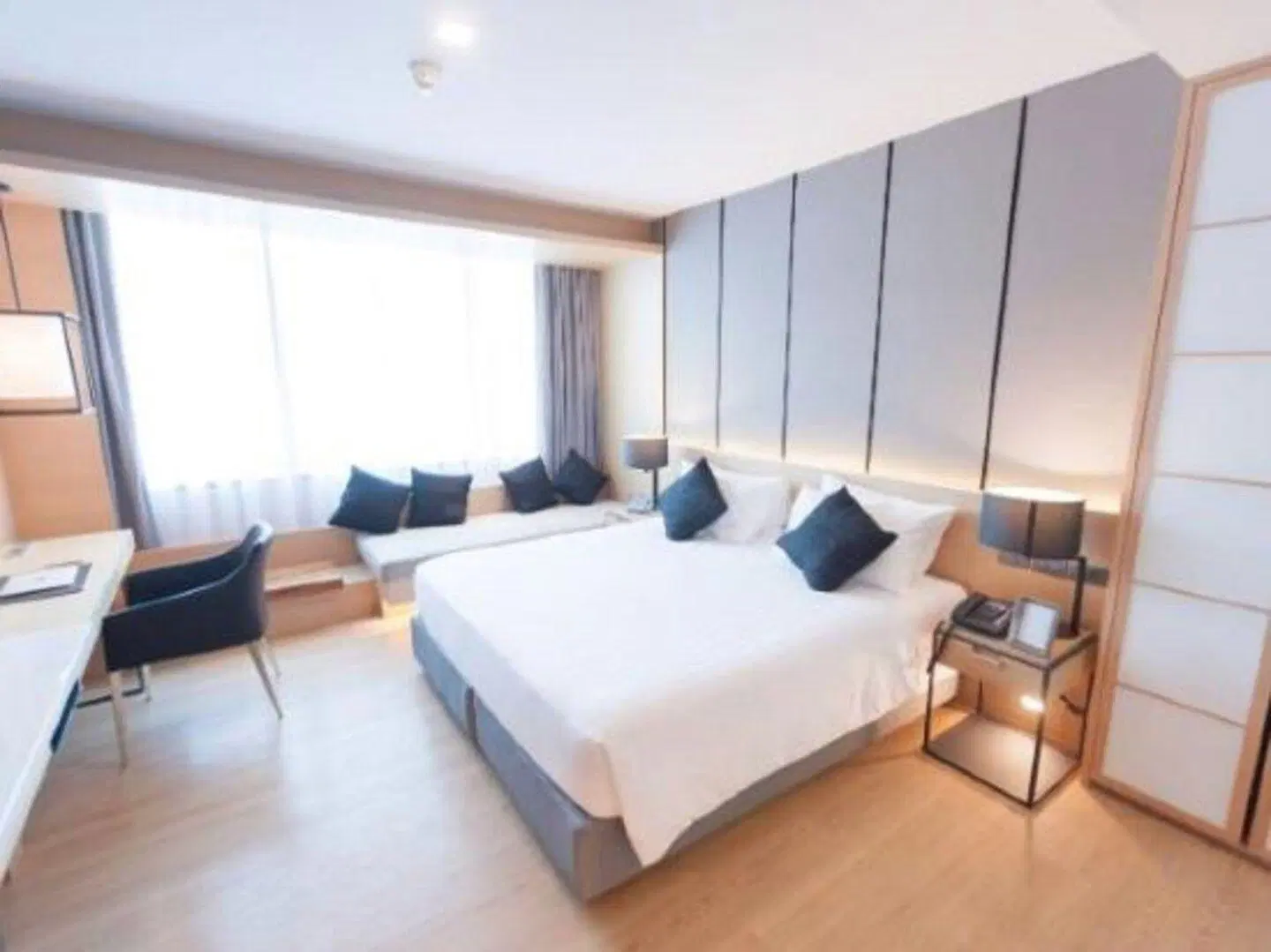 Arize Hotel Sri Racha ROOM_EXAMPLE