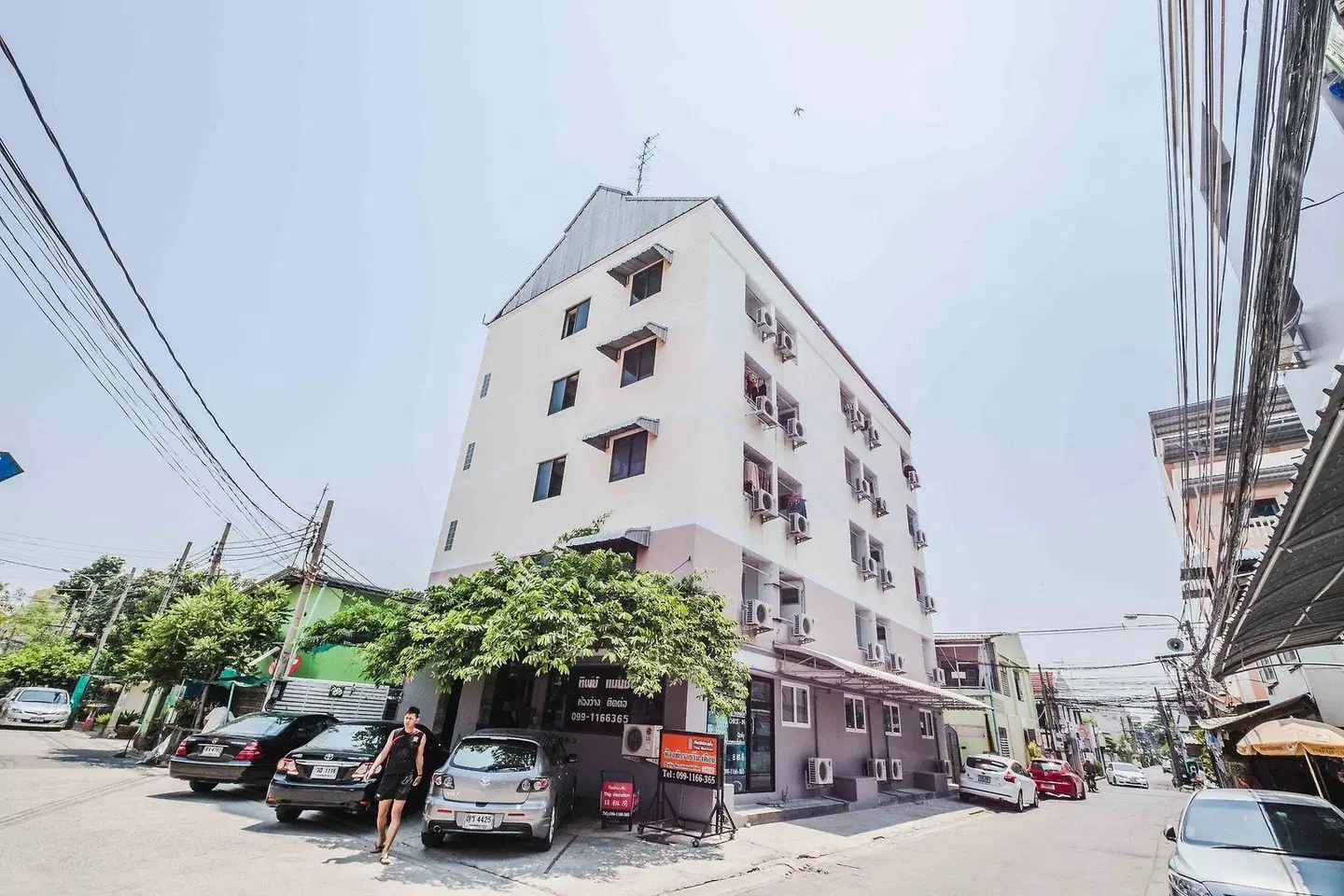 Don Muang Hotel EXTERIOR