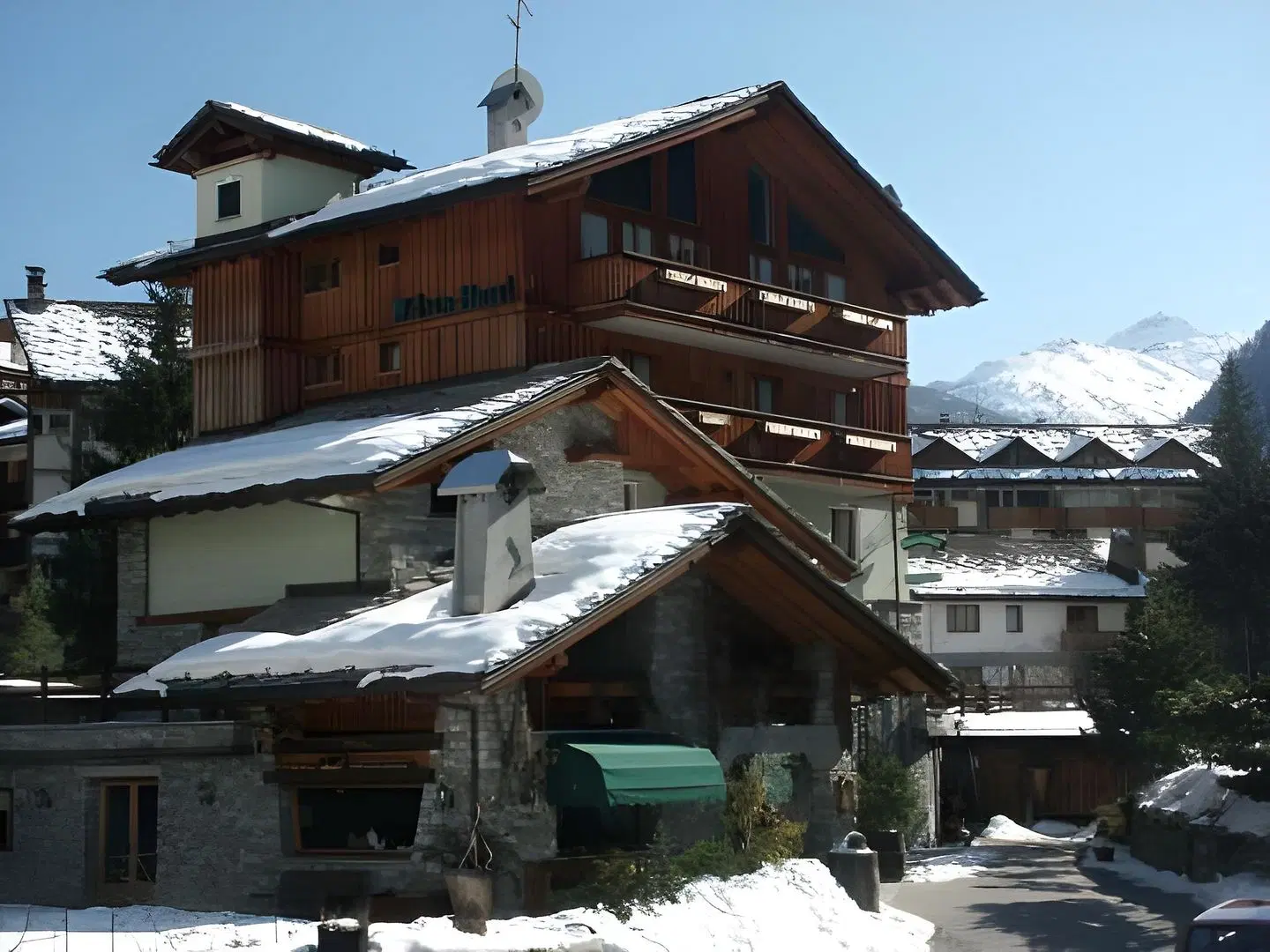 Walser EXTERIOR