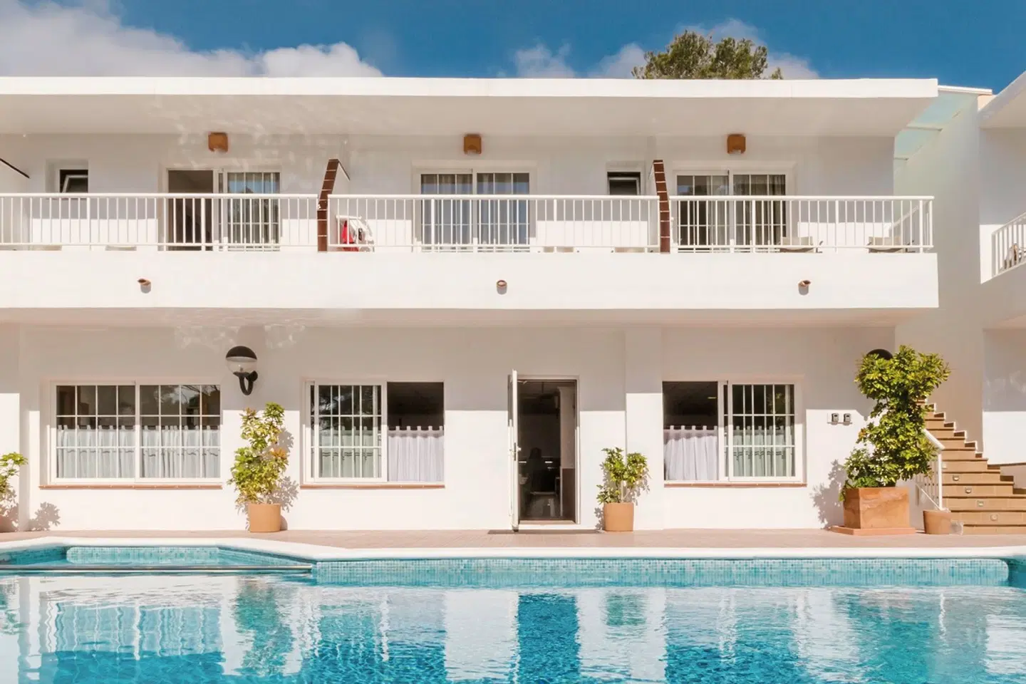 Hostal Es Pi OUTDOOR_POOL