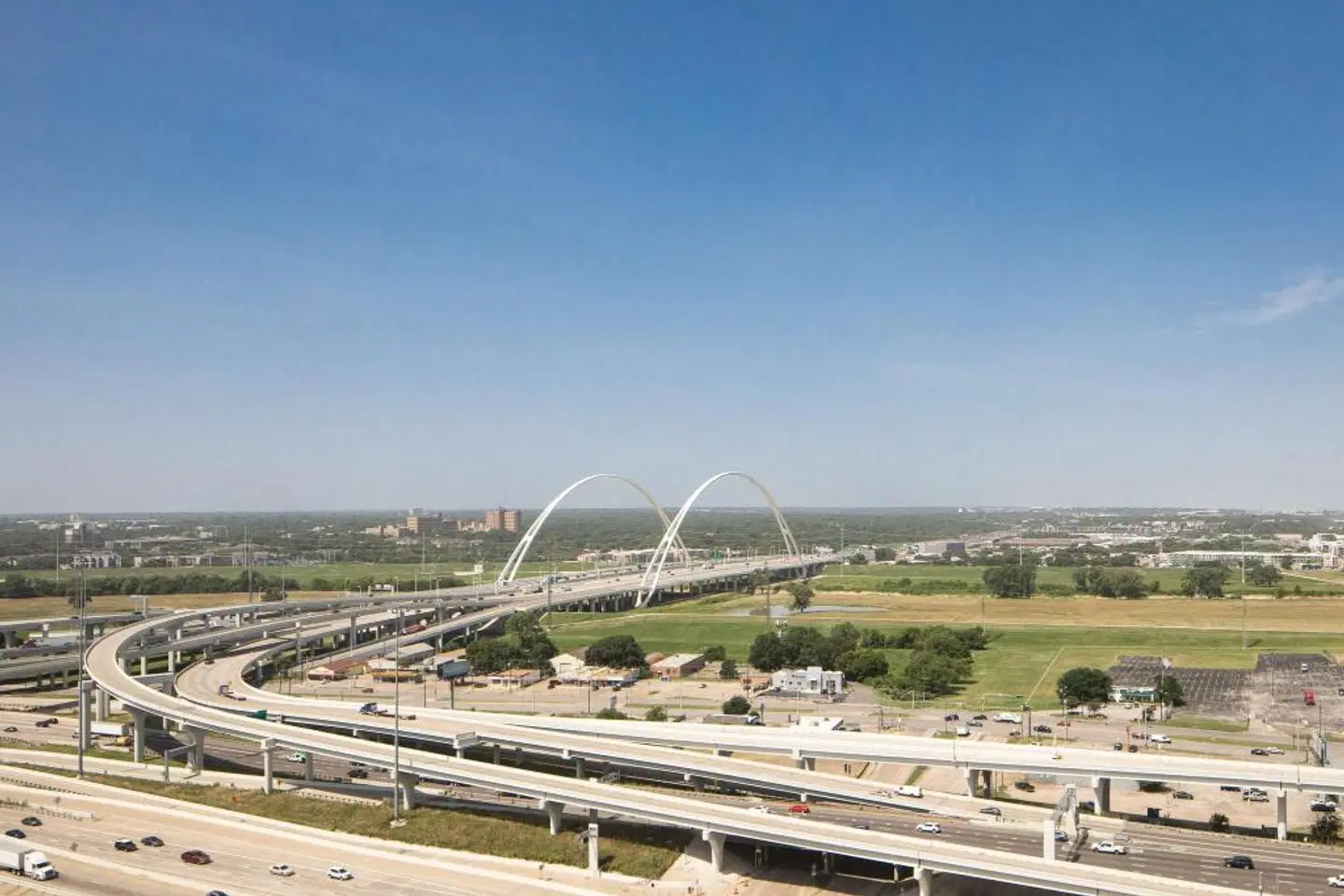 Hyatt Regency Dallas LANDSCAPE