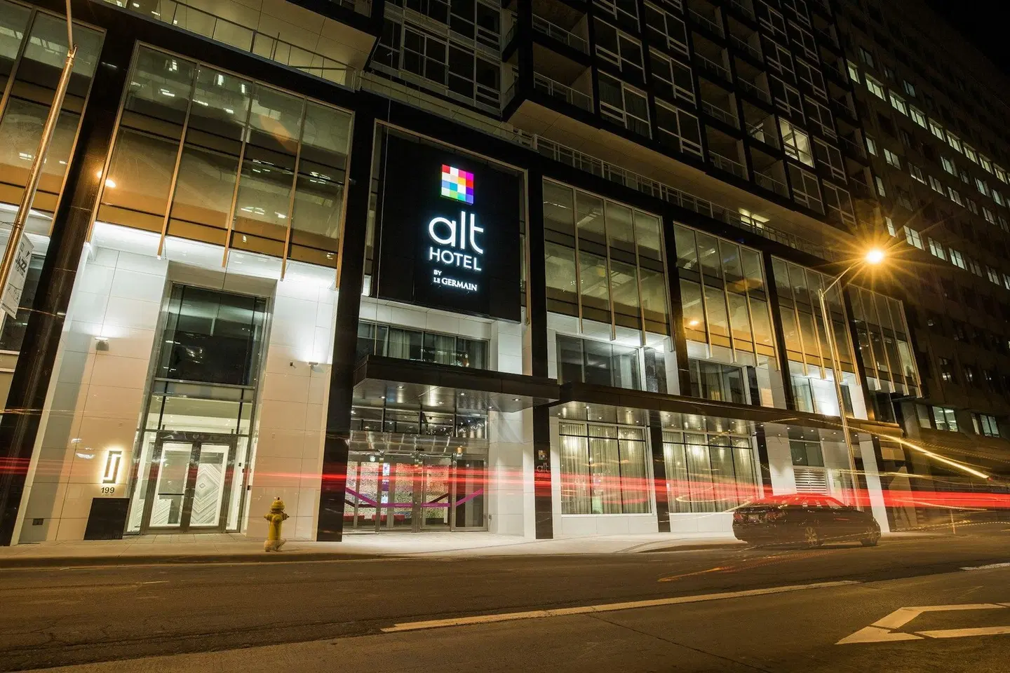 Alt Hotel Ottawa EXTERIOR