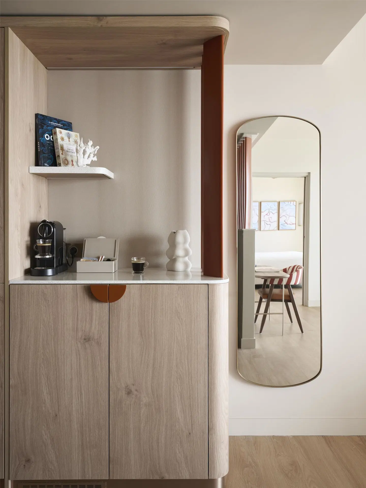 Marina Baie des Anges Hotel, Curio Collection by Hilton ROOM_EXAMPLE