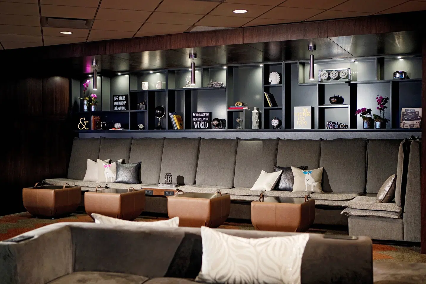 Toronto Marriott City Centre Hotel Bar