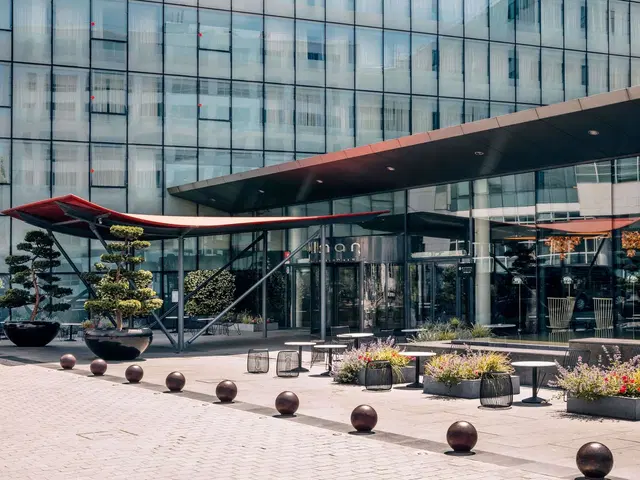 Pullman Paris Centre - Bercy Hotel EXTERIOR