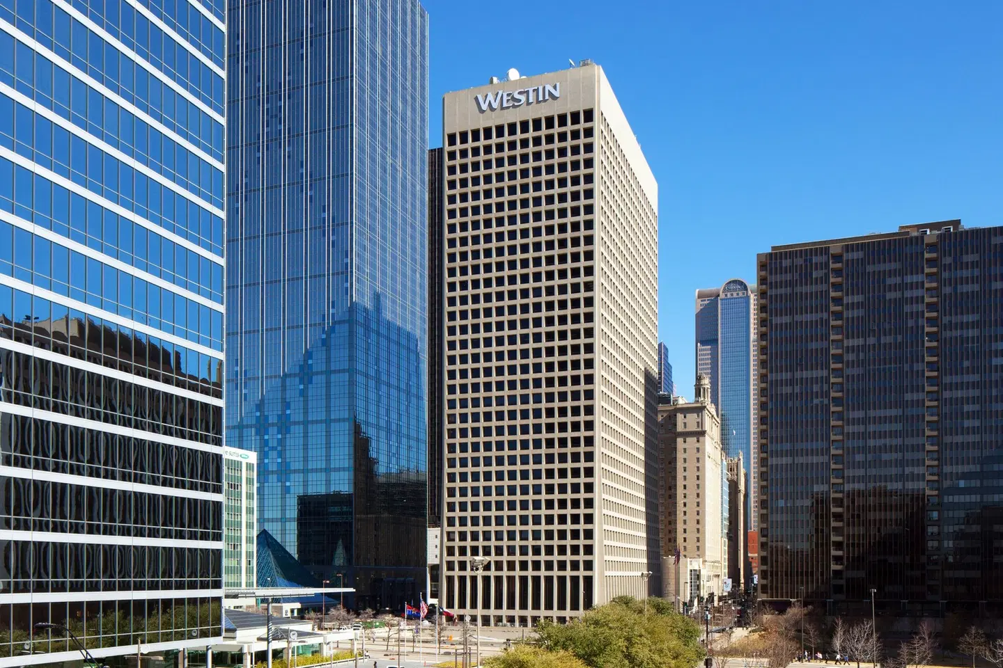 The Westin Dallas Downtown EXTERIOR