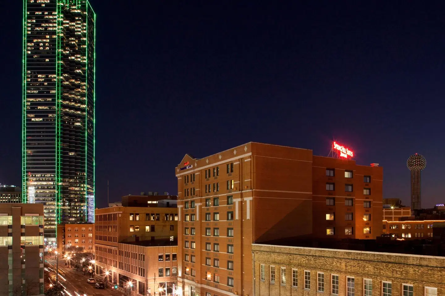 SpringHill Suites by Marriott Dallas Downtown/West End EXTERIOR