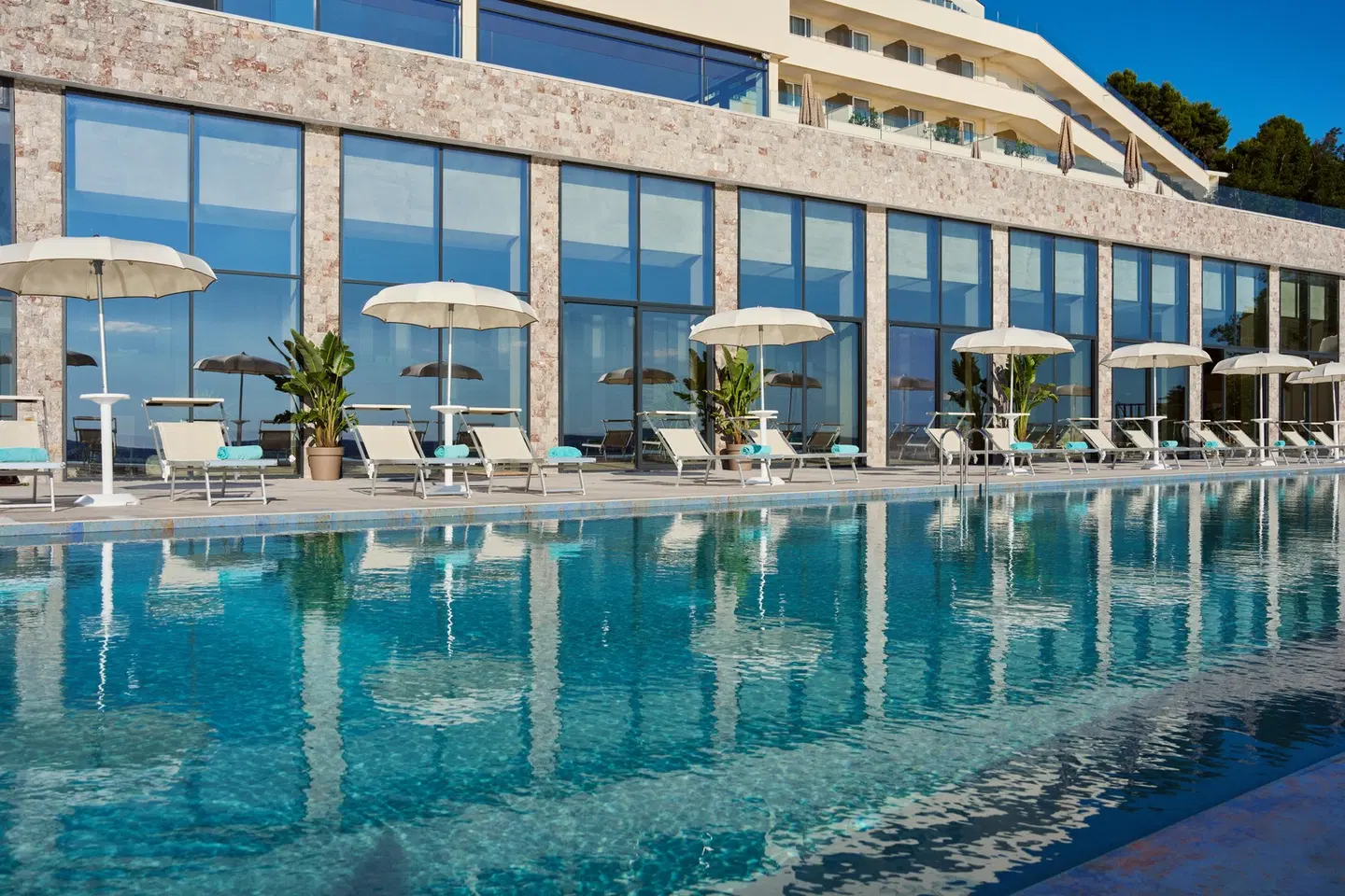Iberostar Selection Montenegro OUTDOOR_POOL