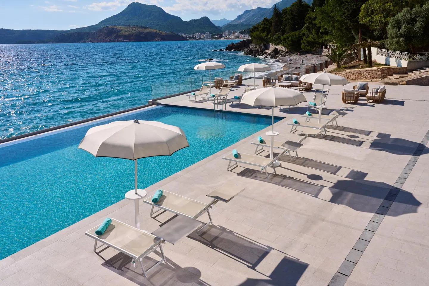 Iberostar Selection Montenegro OUTDOOR_POOL