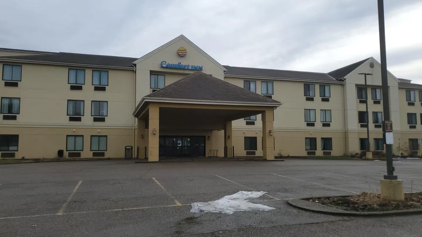Cambridge Inn by Capital O near I-70 / I-77 EXTERIOR