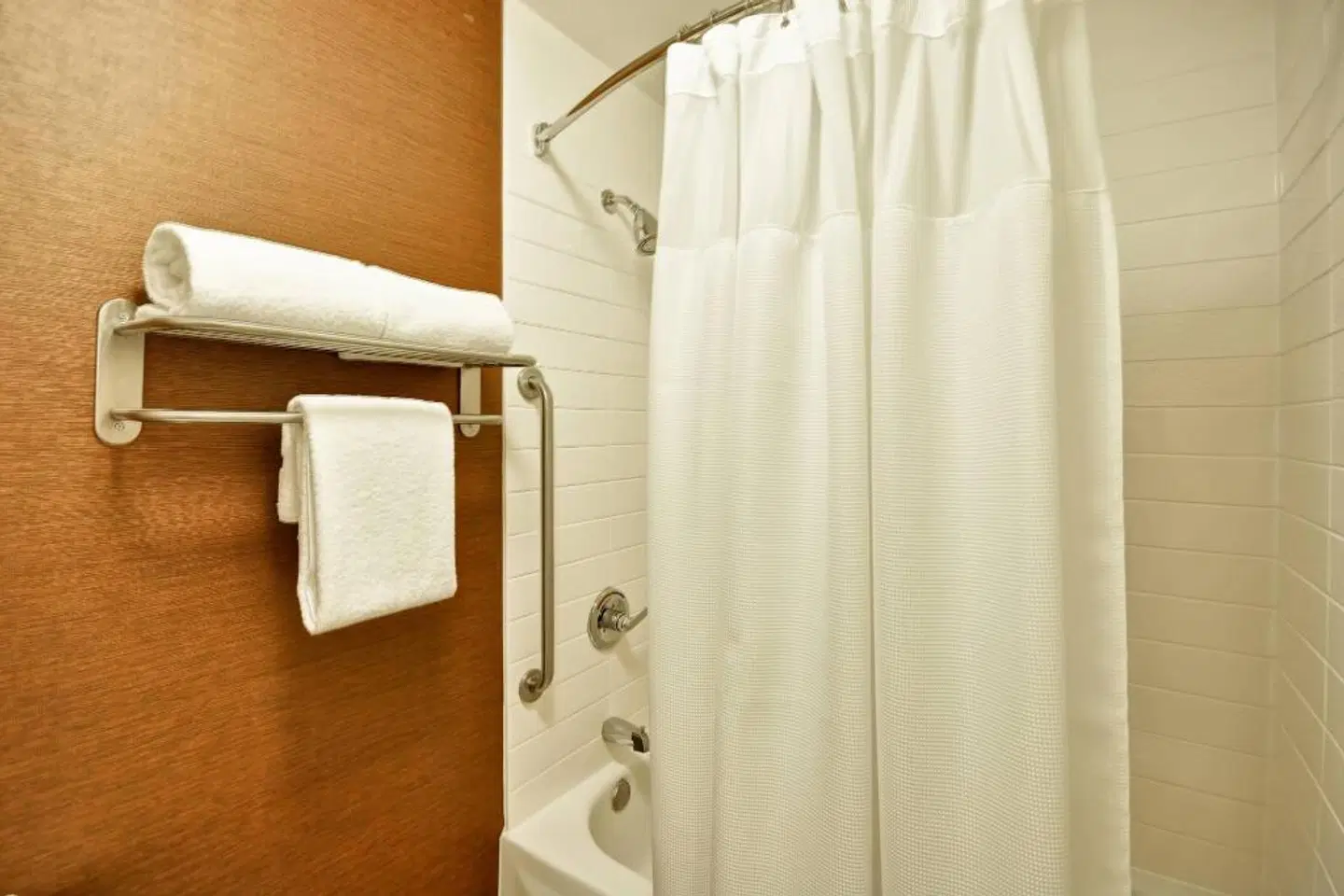 Fairfield by Marriott Inn & Suites Dallas Medical/Market Center Badezimmer