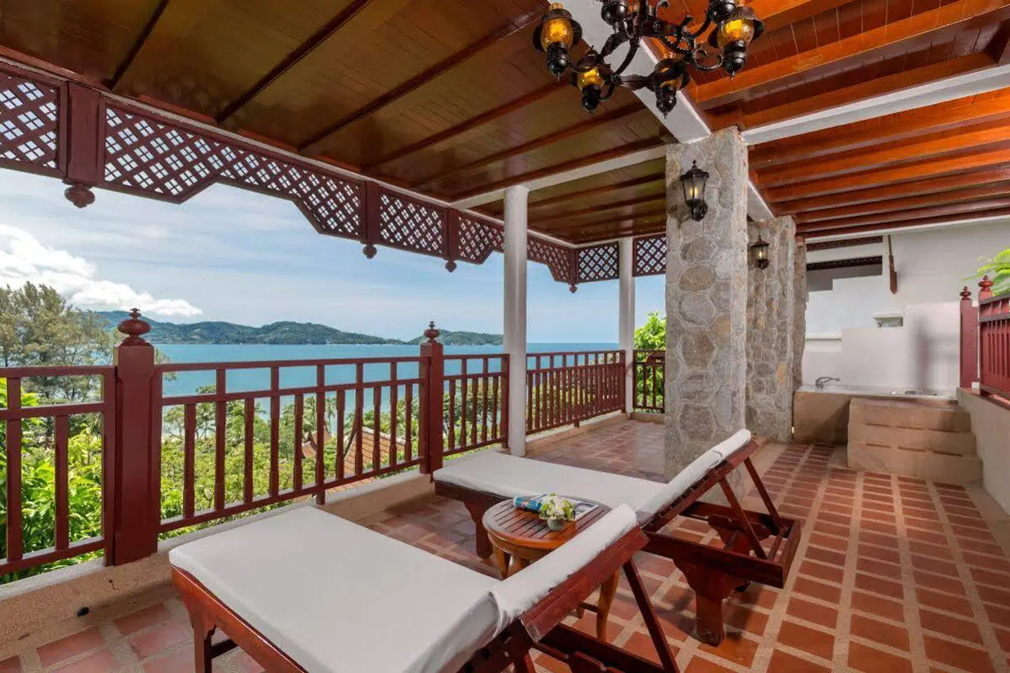 Thavorn Beach Village Terrasse