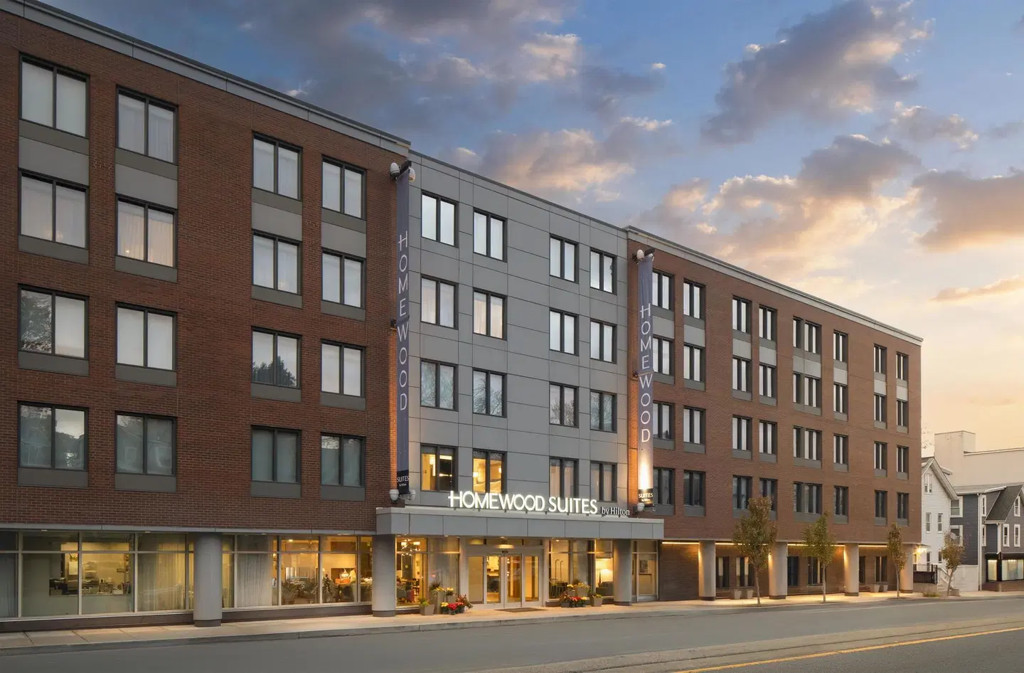 Homewood Suites by Hilton Boston Brookline-Longwood Medical EXTERIOR
