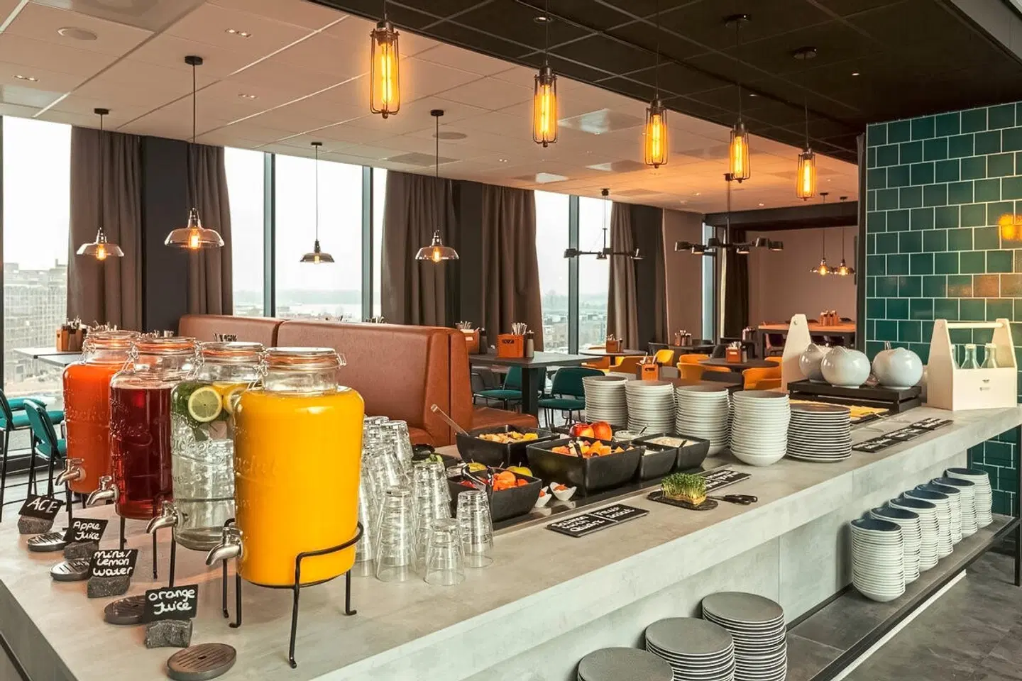 Holiday Inn - the niu, Fender Amsterdam by IHG Restaurant