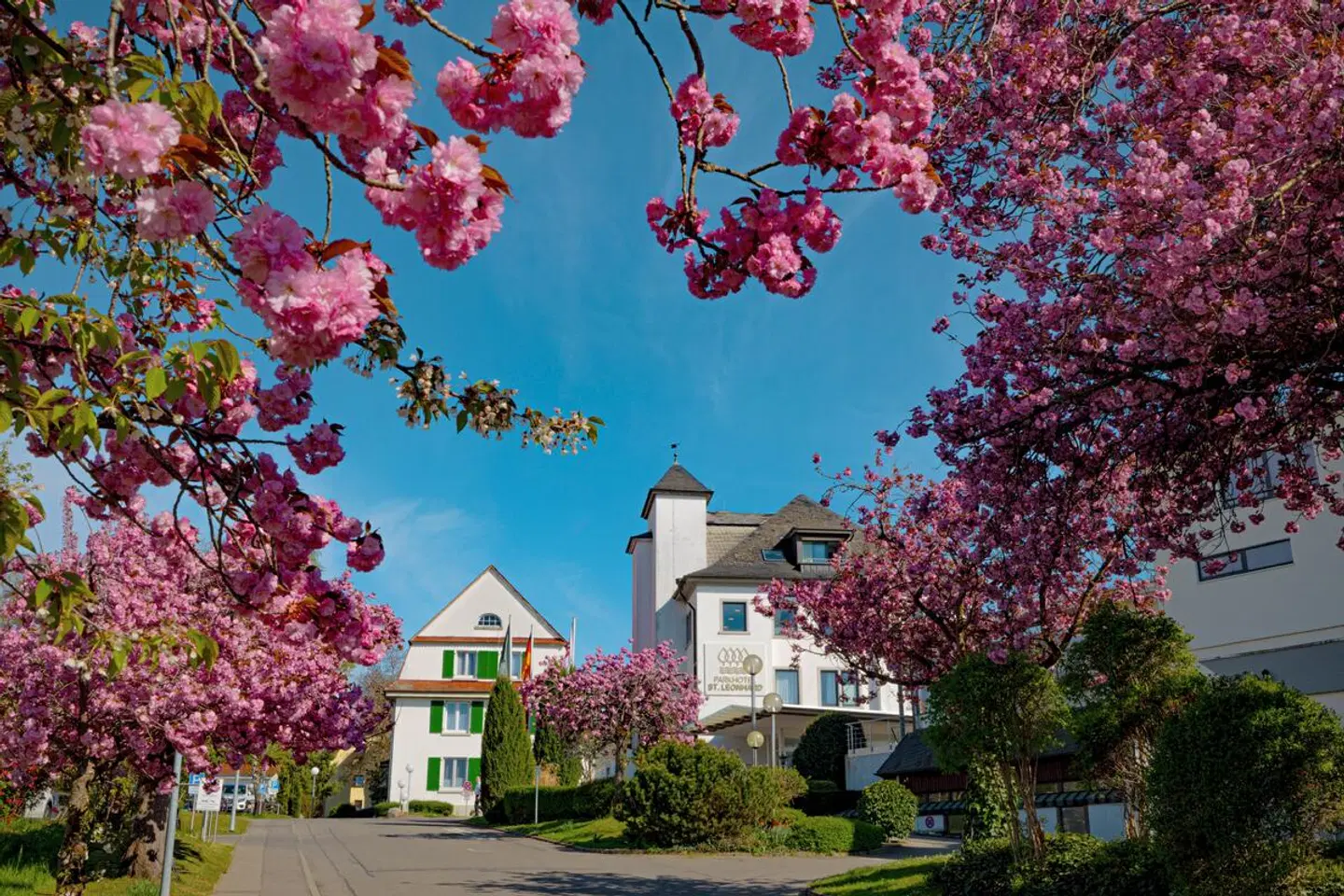 Parkhotel St. Leonhard EXTERIOR
