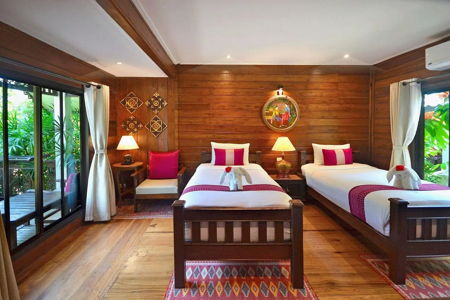 Thai Thai Sukhothai Guesthouse ROOM_EXAMPLE