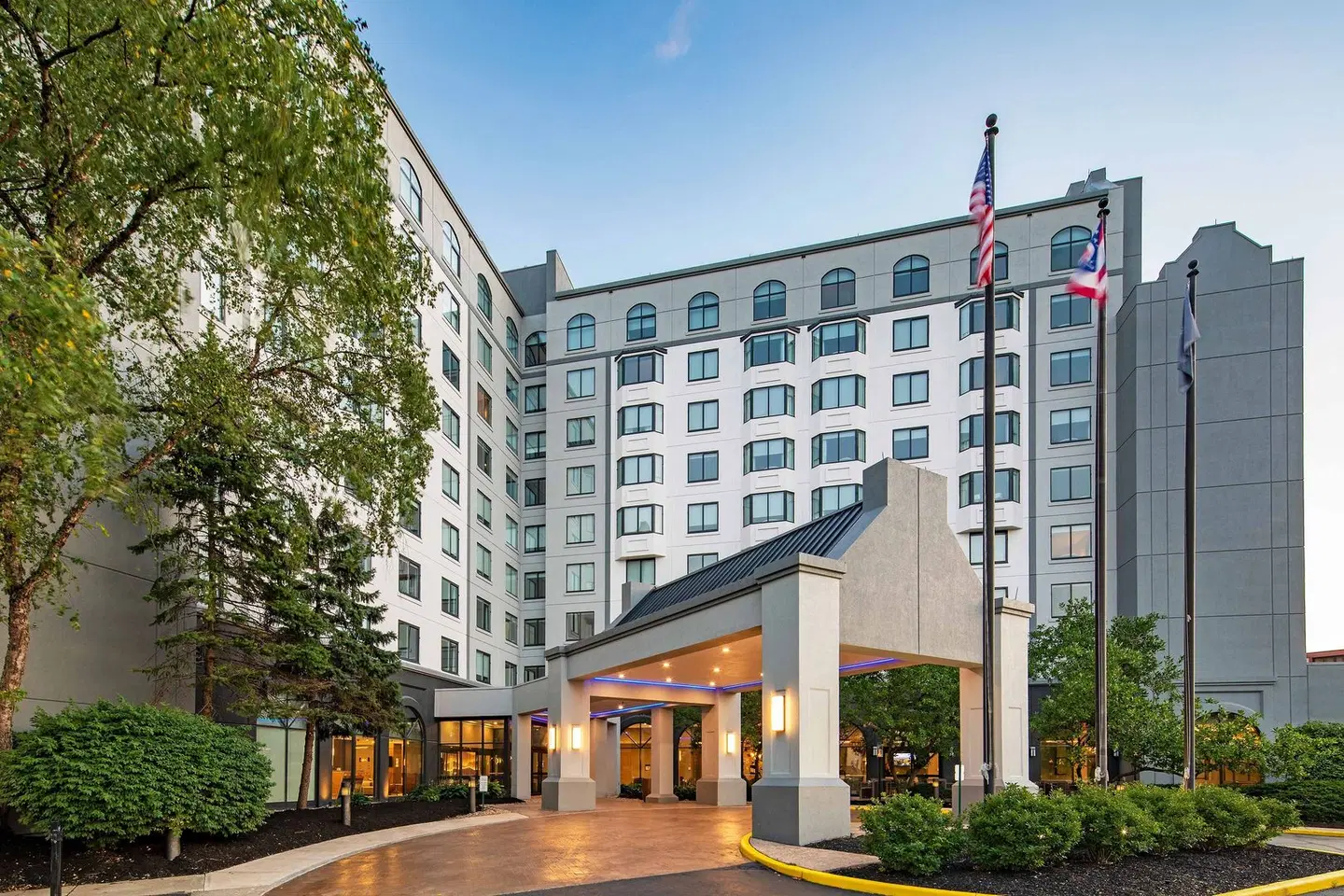 Sheraton Suites Columbus EXTERIOR