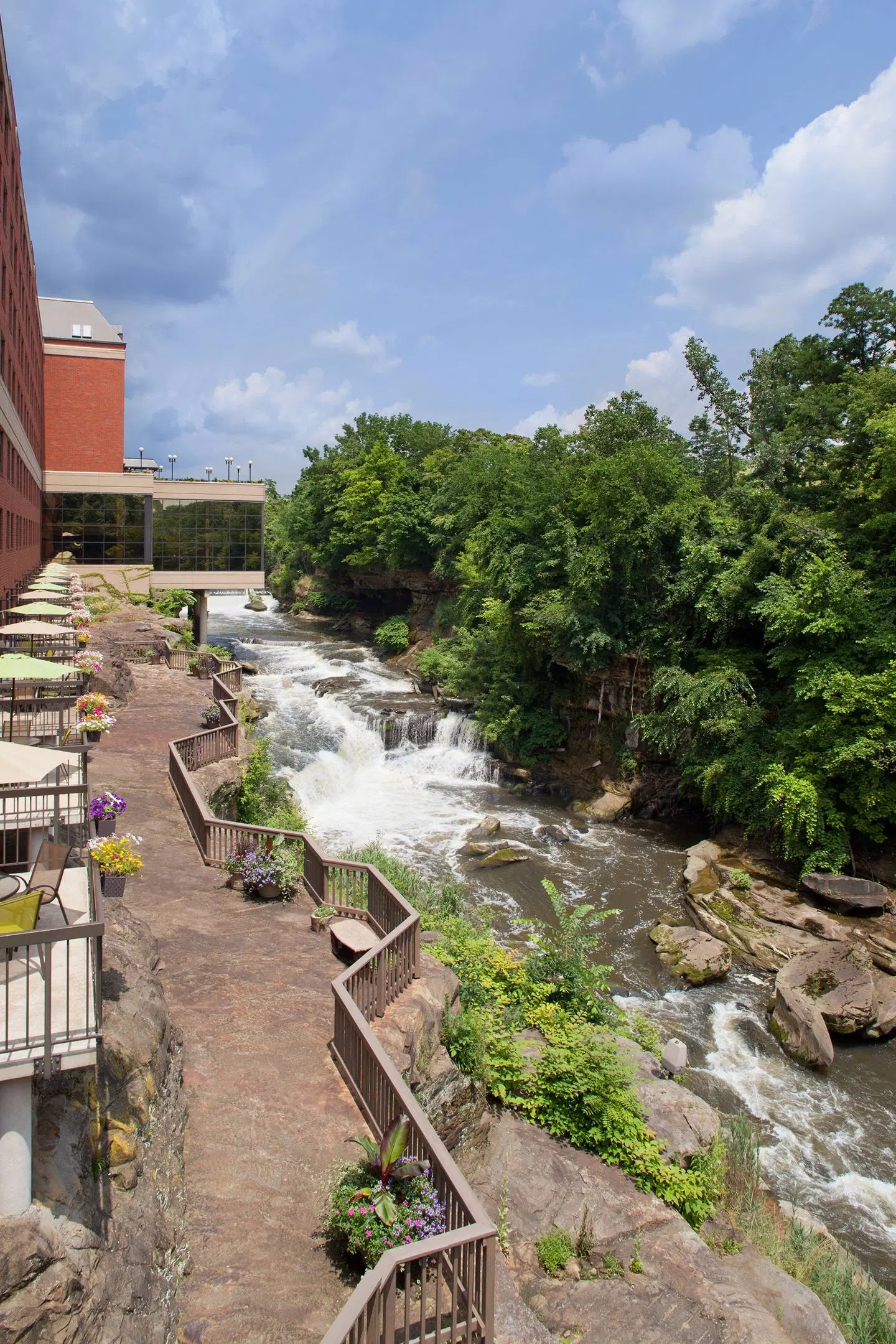 Sheraton Suites Akron Cuyahoga Falls Strand