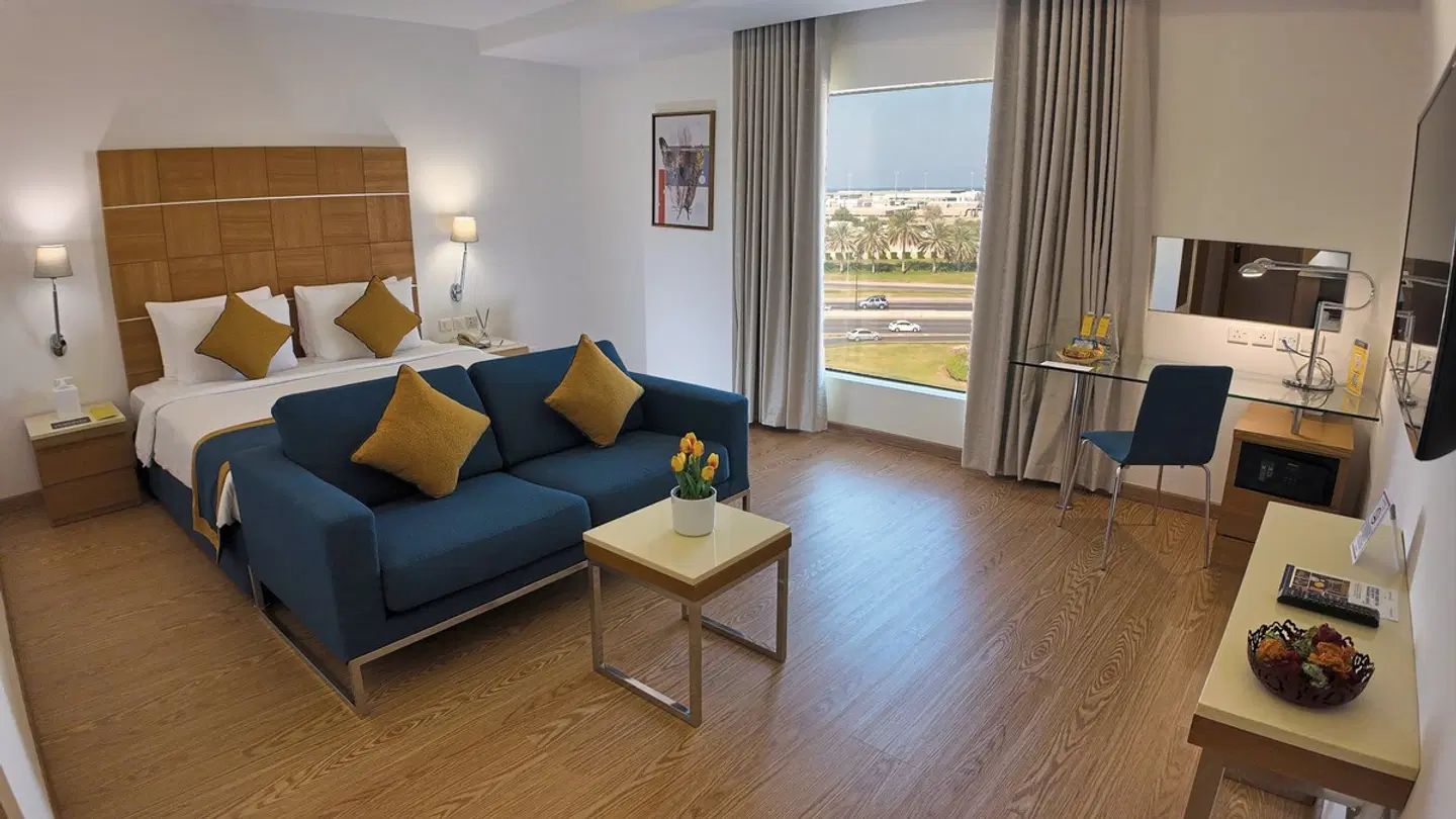 Golden Tulip Muscat ROOM_EXAMPLE