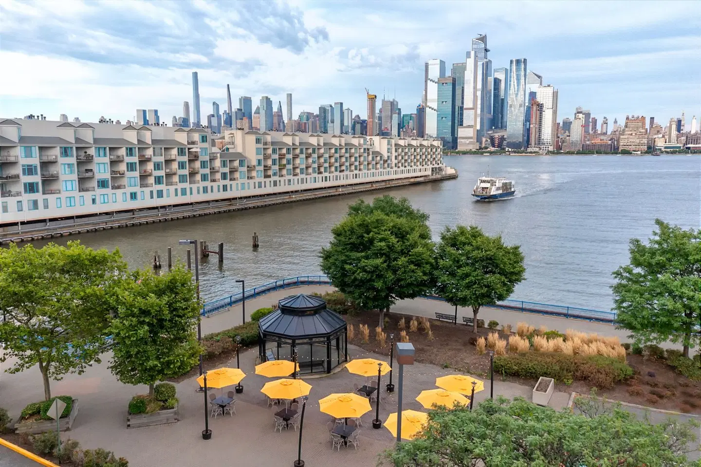 Sheraton Lincoln Harbor Hotel Terrasse