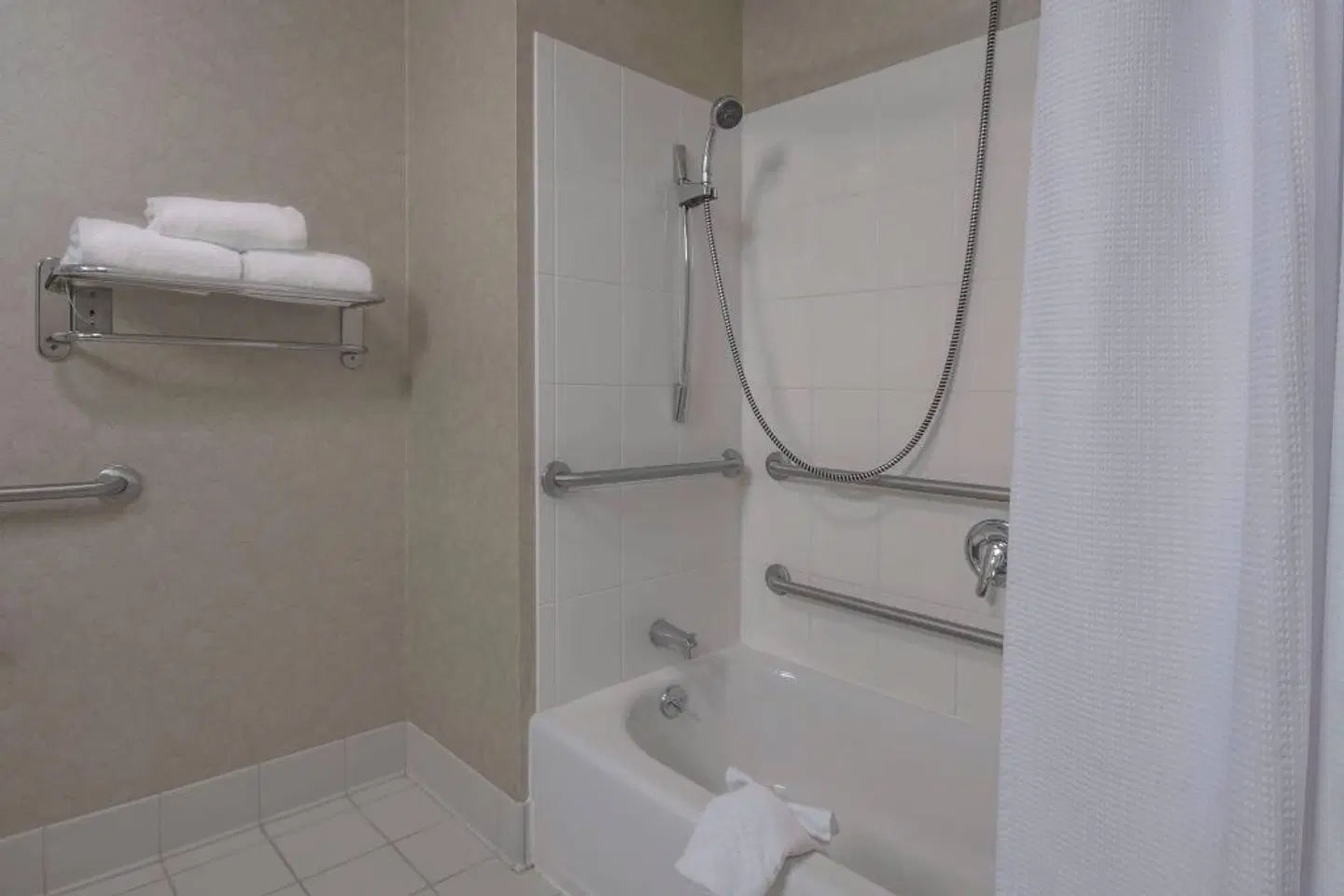 SpringHill Suites by Marriott Devens Common Center Badezimmer