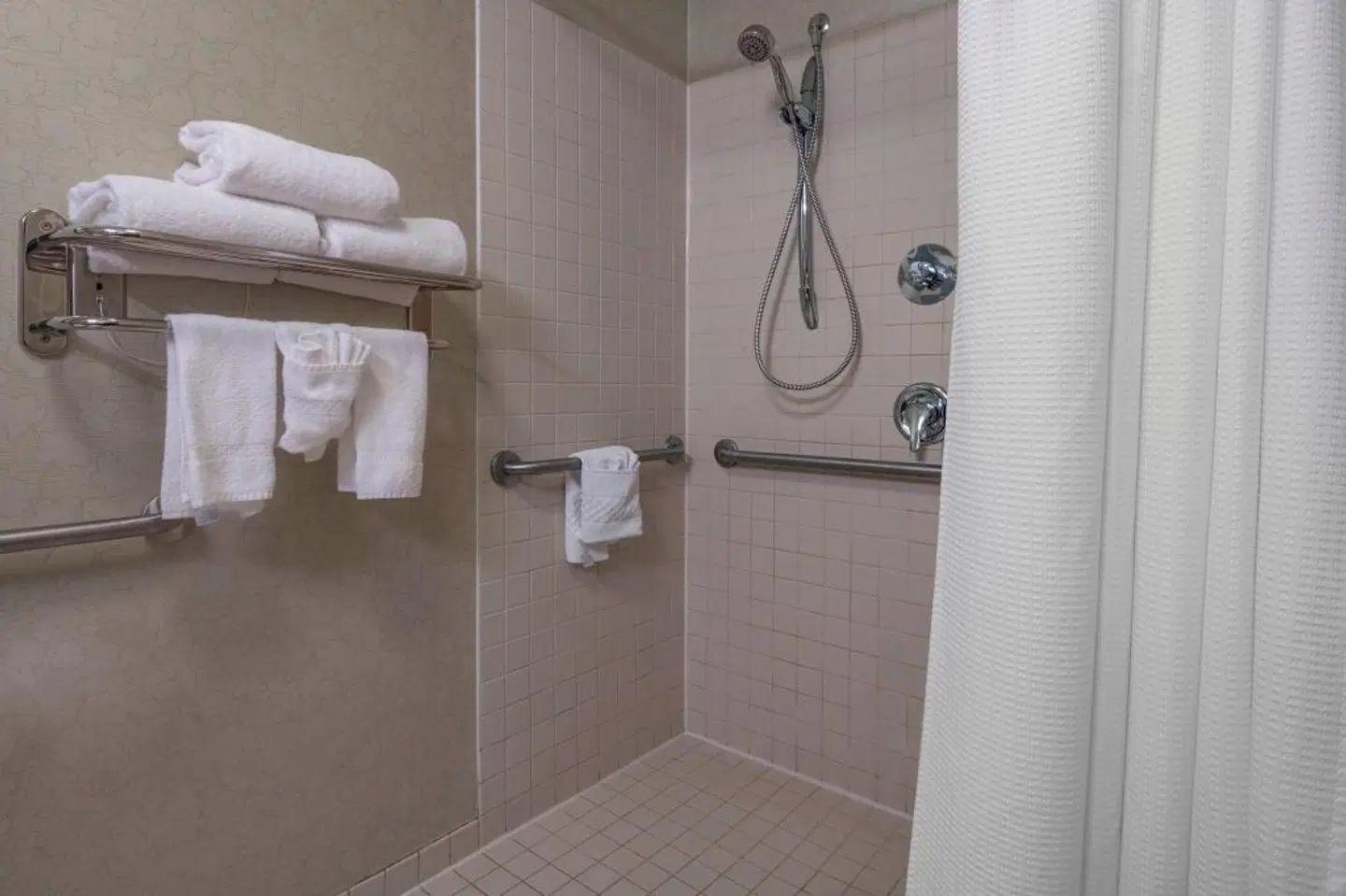 SpringHill Suites by Marriott Devens Common Center Badezimmer