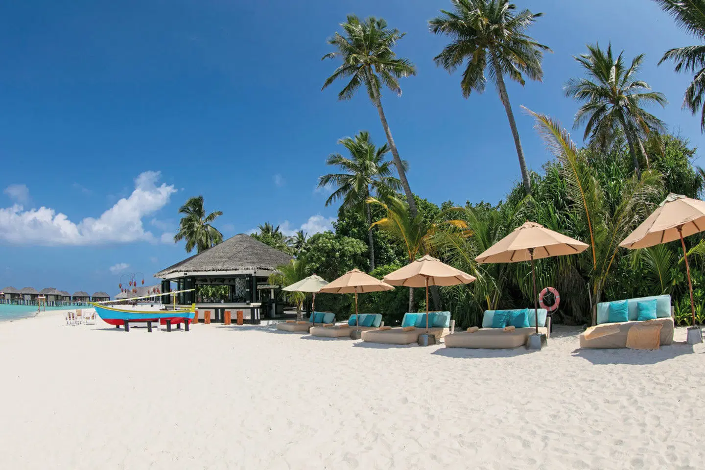 Sun Siyam Iru Fushi Maldives BEACH