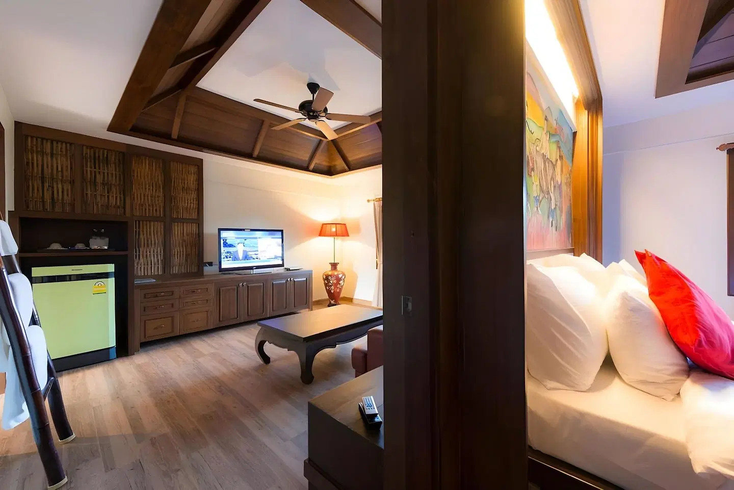 Nak Nakara Hotel ROOM_EXAMPLE