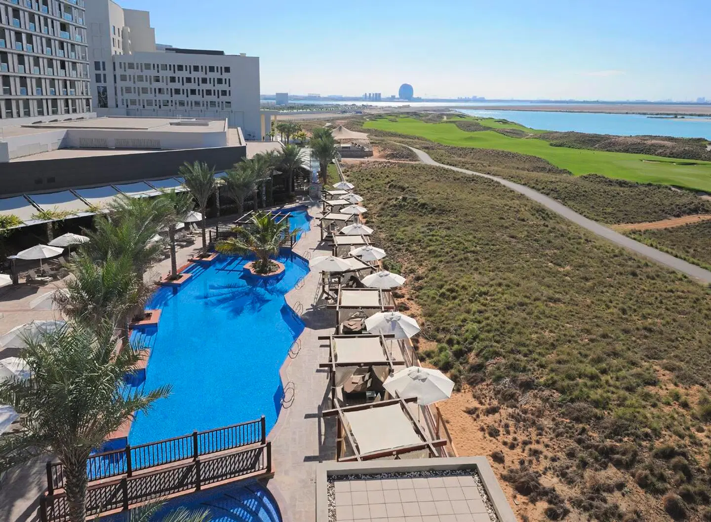 Yas Plaza Mangroves EXTERIOR