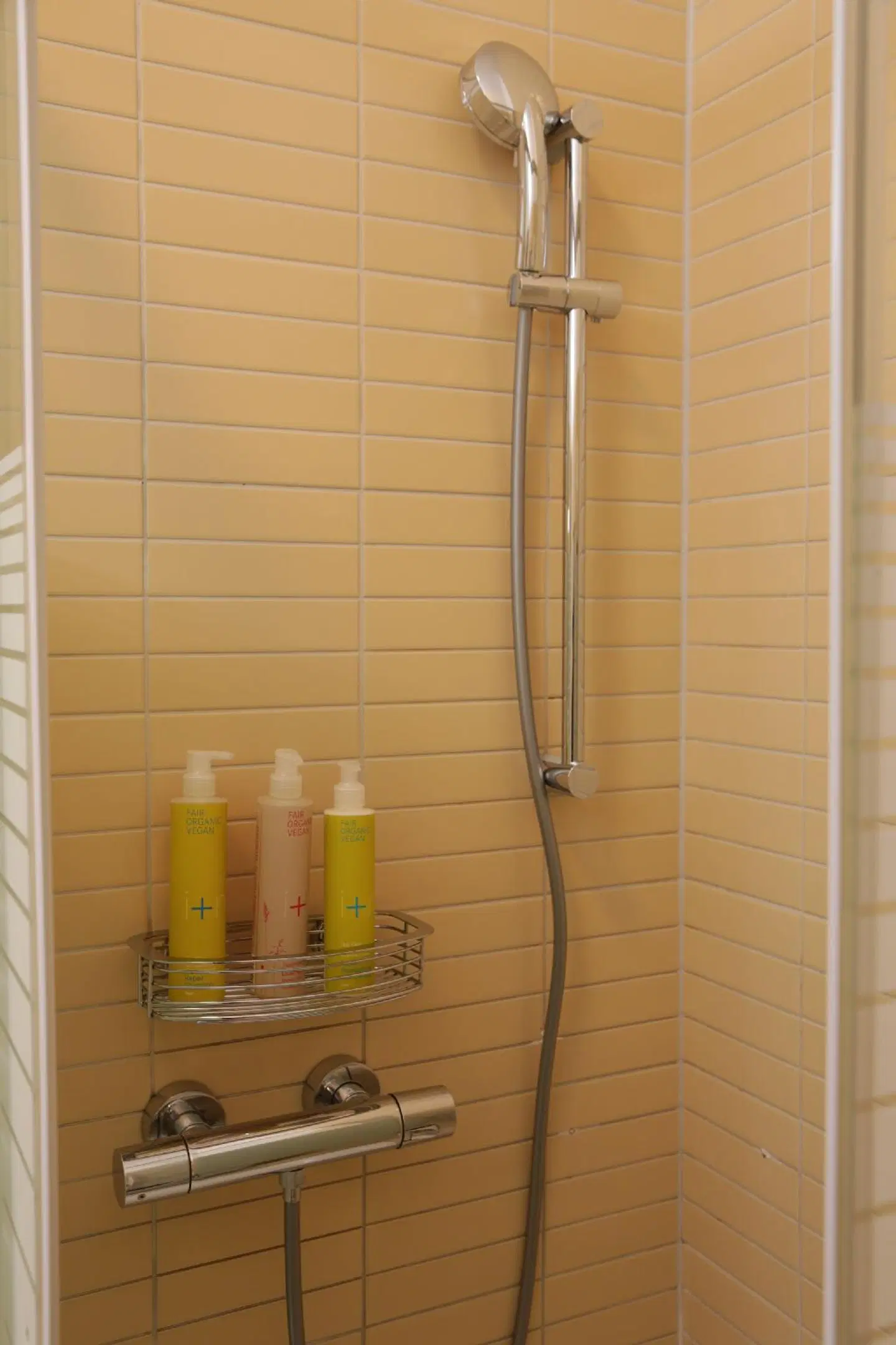 BENSIMON apartments Prenzlauer Berg Badezimmer