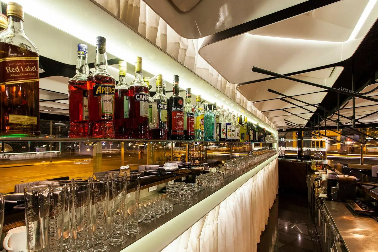 Quentin Boutique Bar
