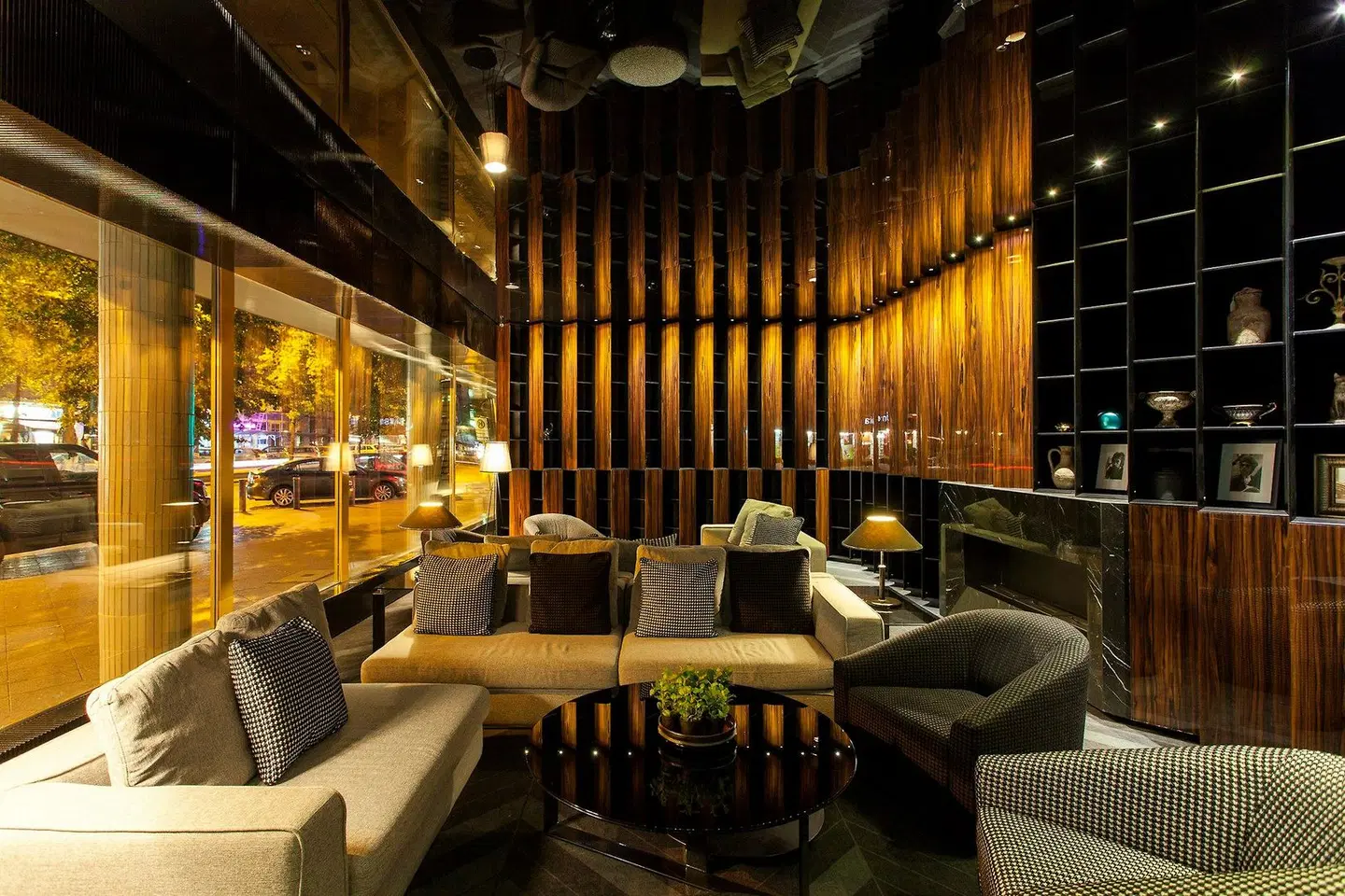 Quentin Boutique Bar