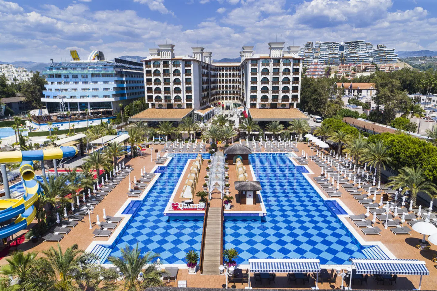 Quattro Beach Spa & Resort EXTERIOR
