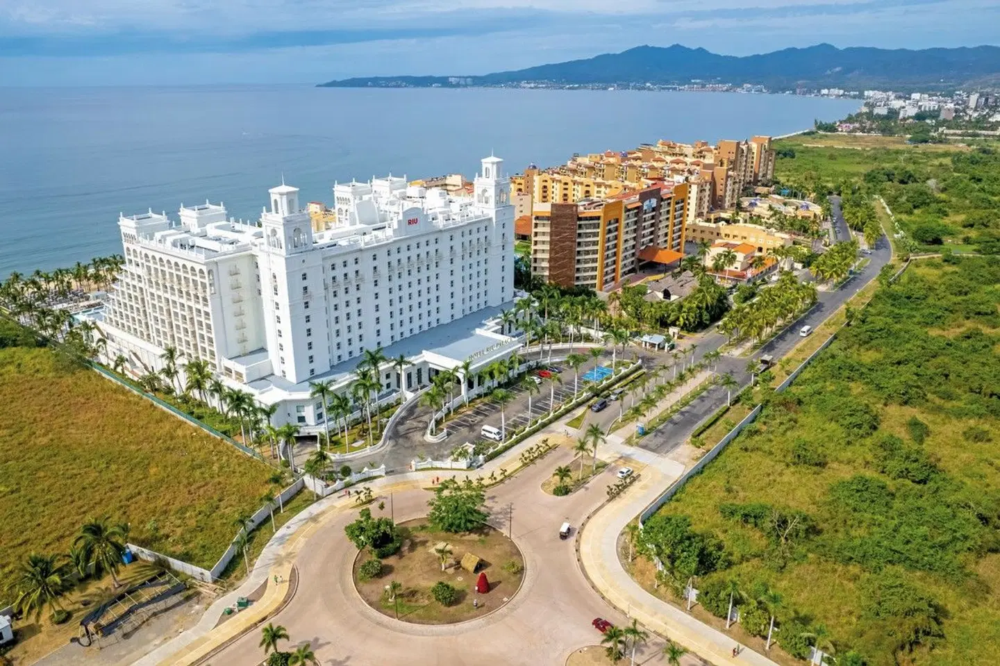 RIU Palace Pacifico EXTERIOR