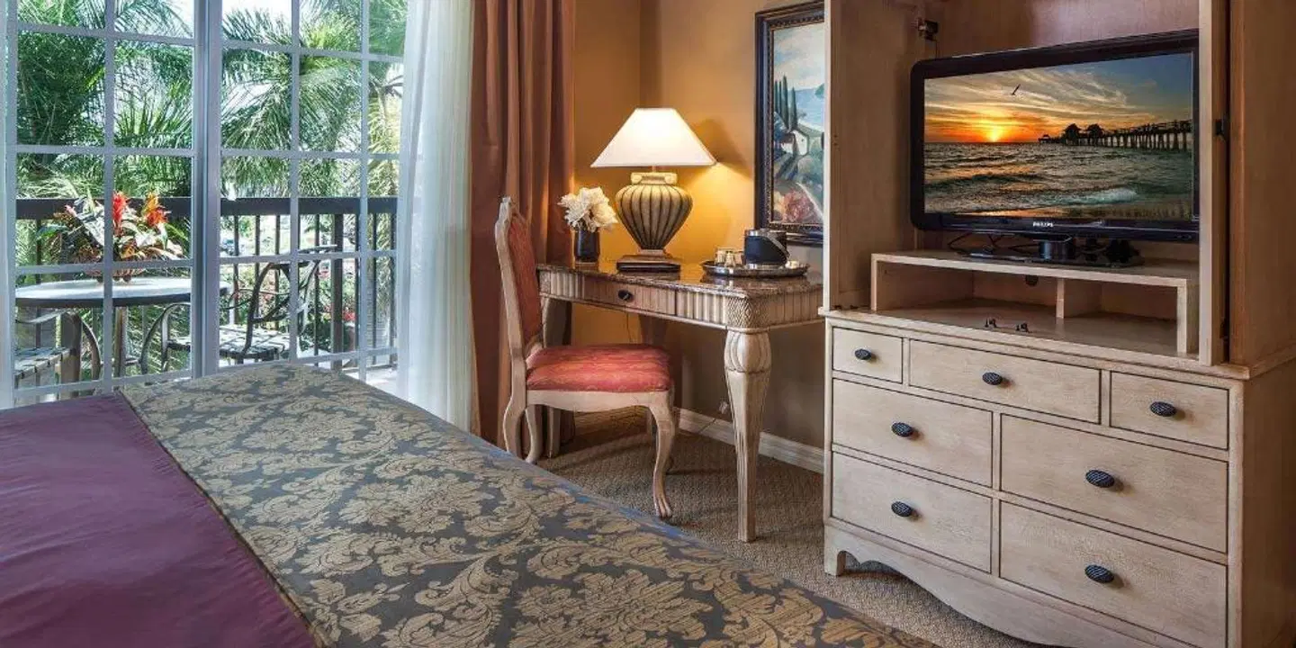 Bellasera Resort ROOM_EXAMPLE