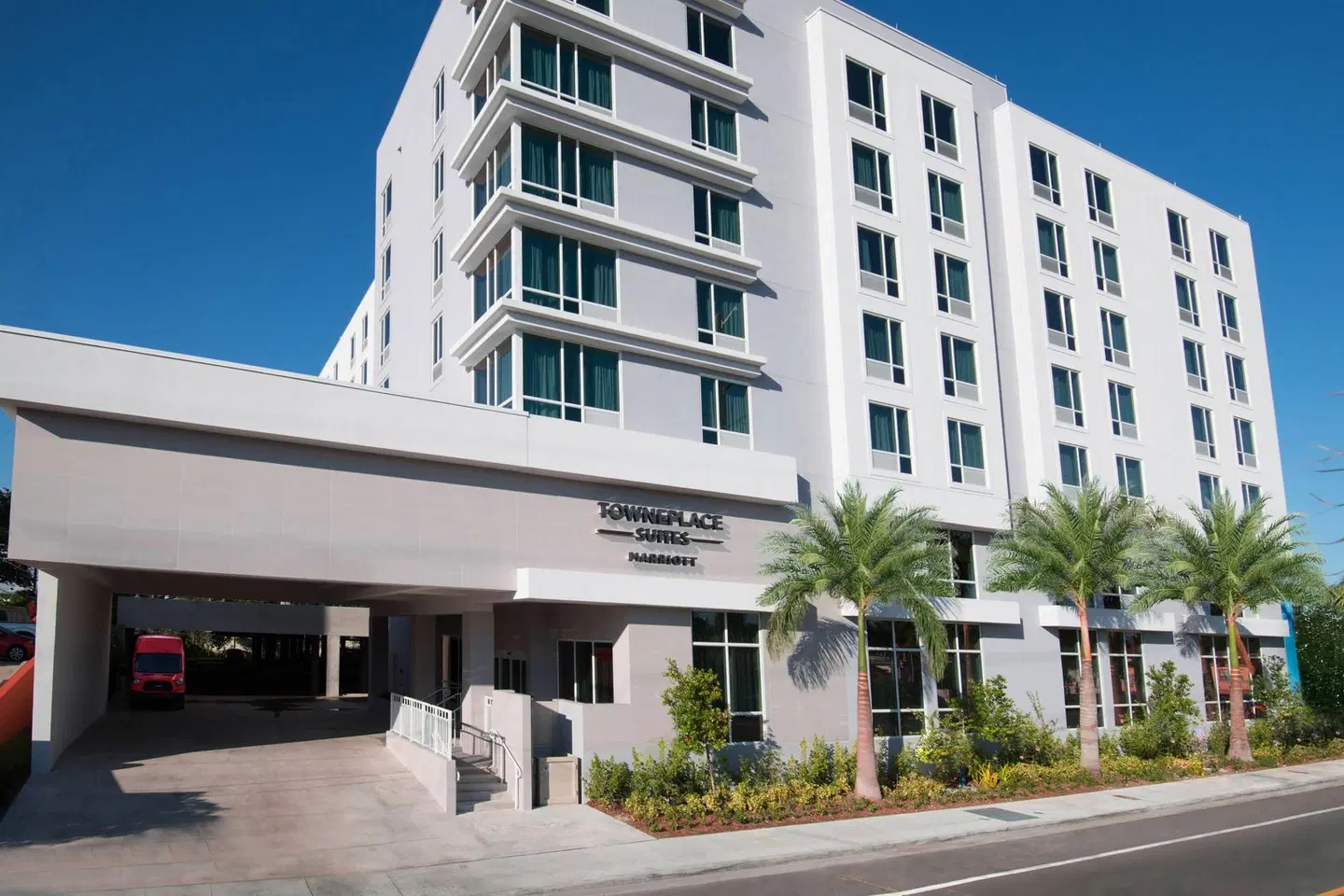 TownePlace Suites by Marriott Miami Airport EXTERIOR