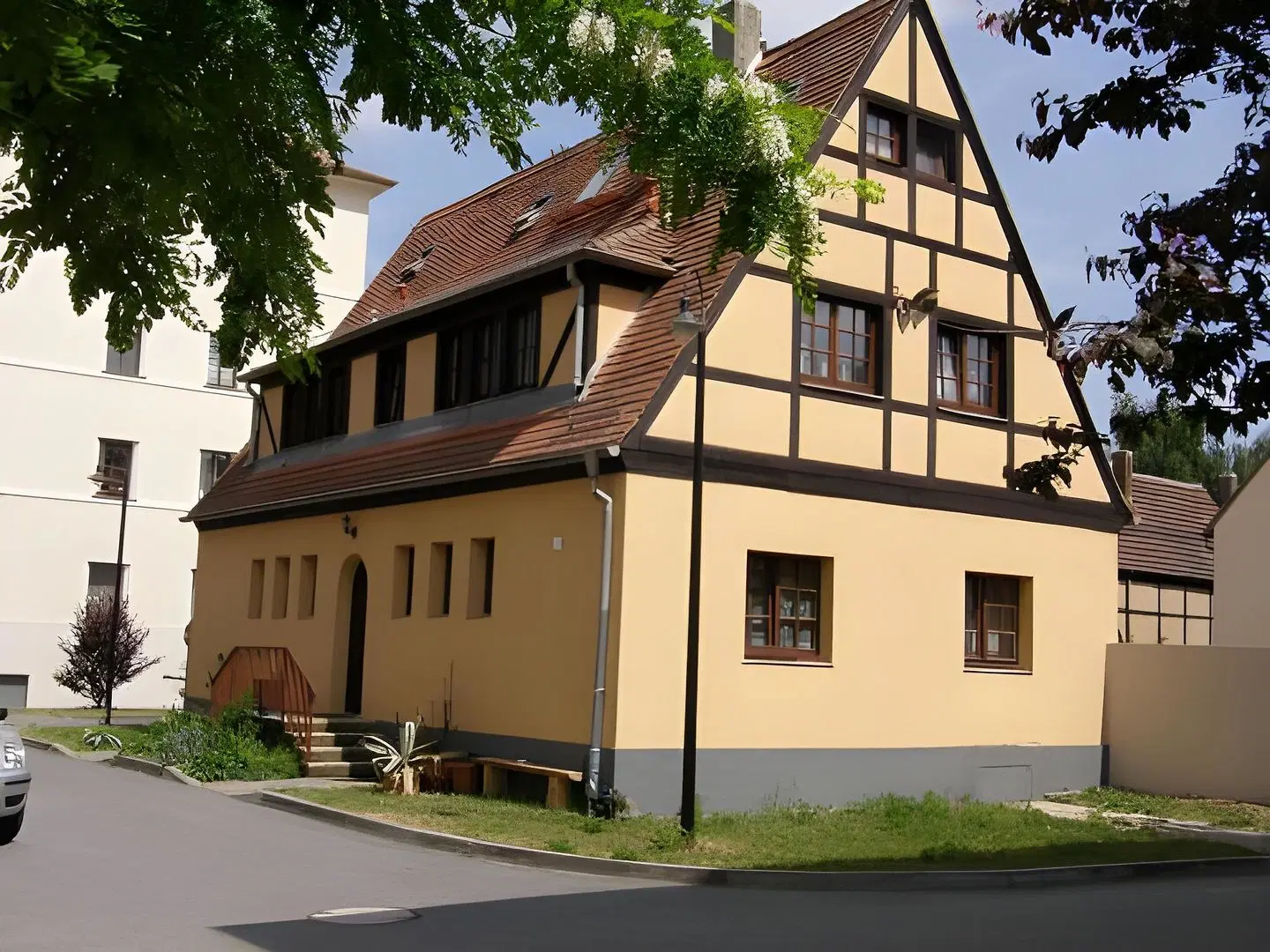 Zu Dresden Altpieschen EXTERIOR