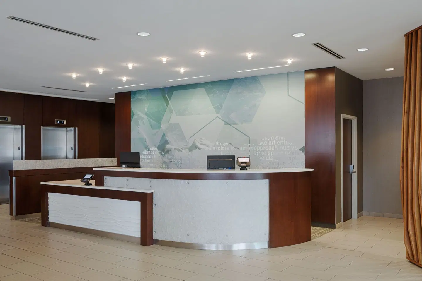 SpringHill Suites by Marriott Bloomington LOUNGE_LOBBY
