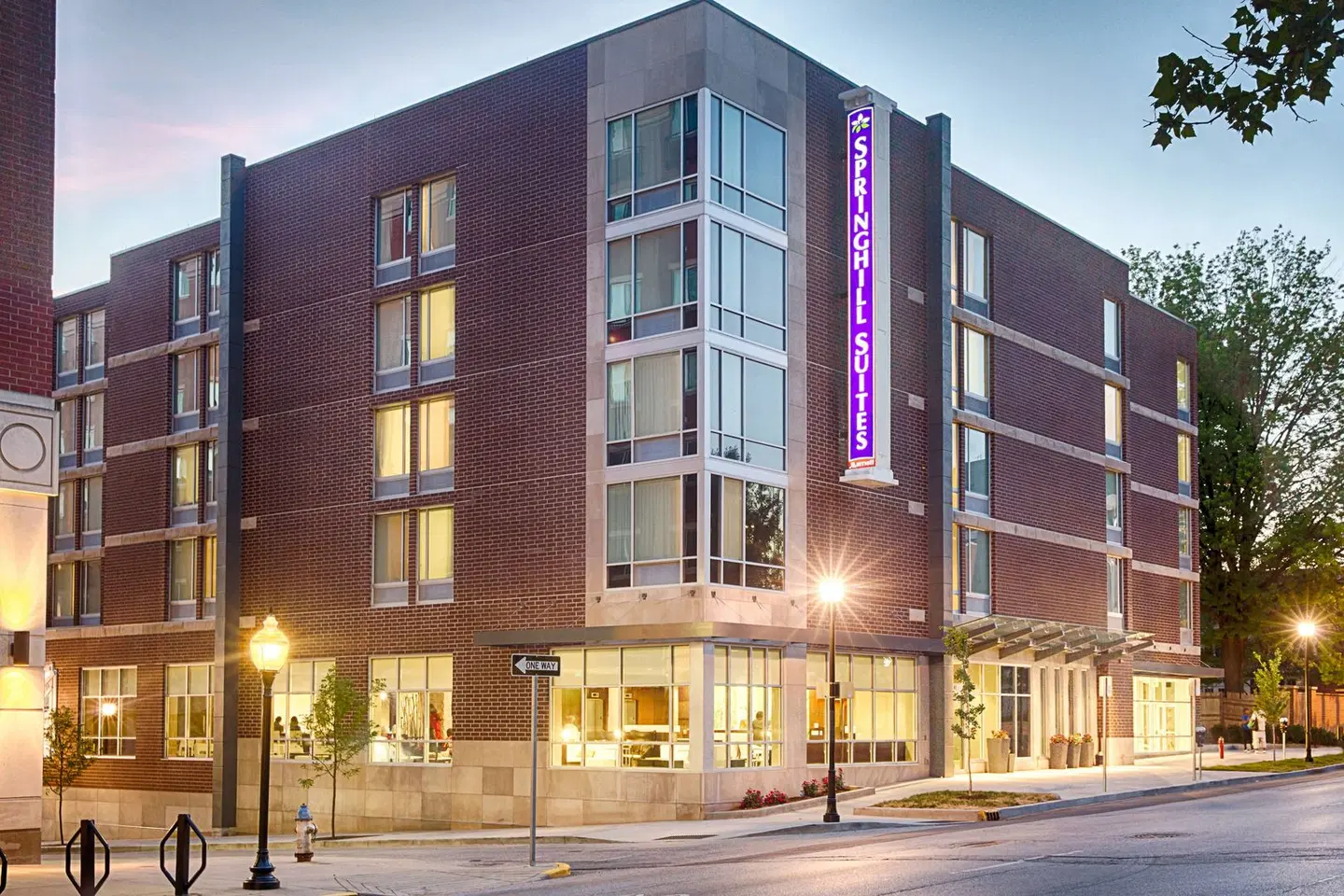 SpringHill Suites by Marriott Bloomington EXTERIOR