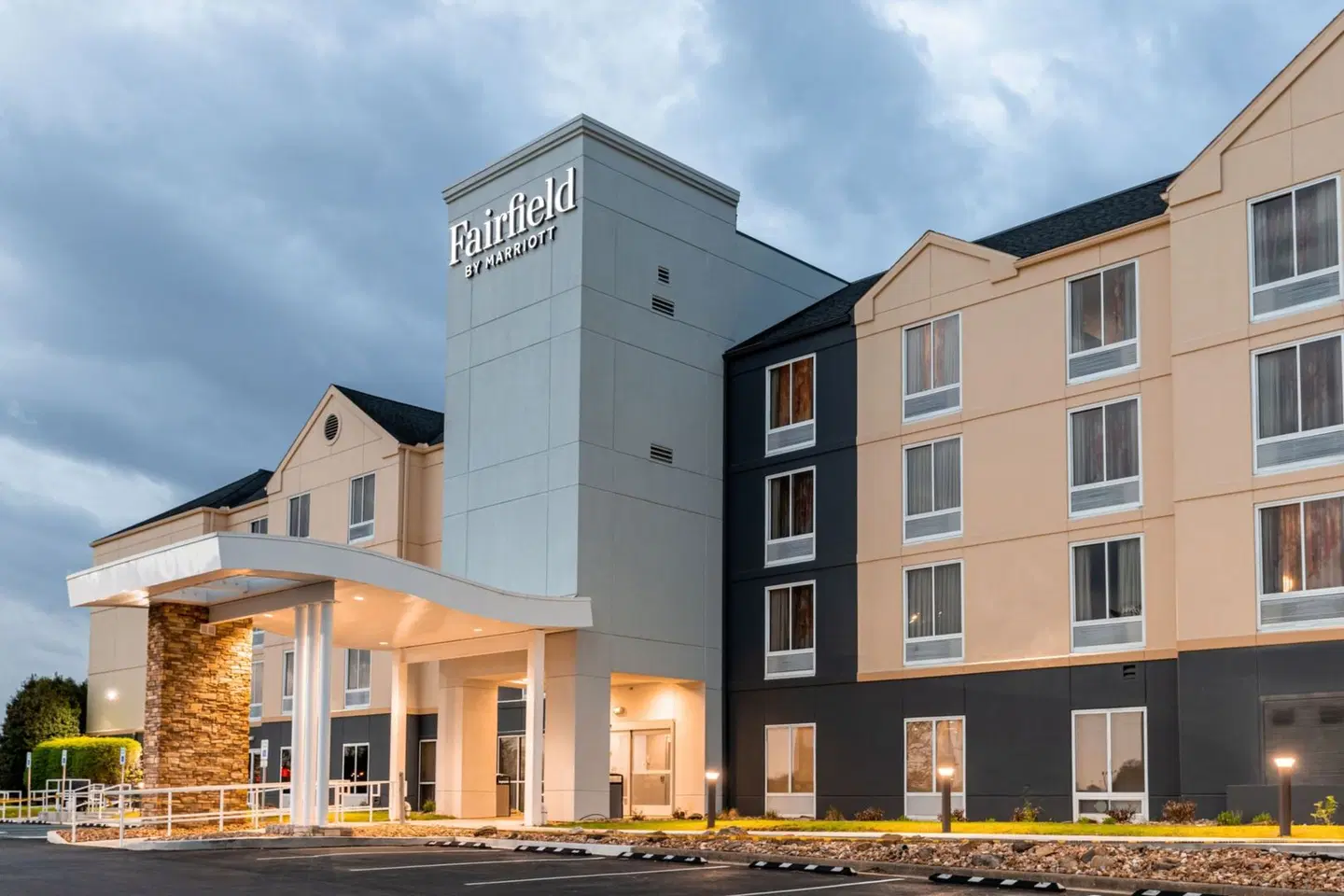 Fairfield Inn by Marriott Evansville West EXTERIOR