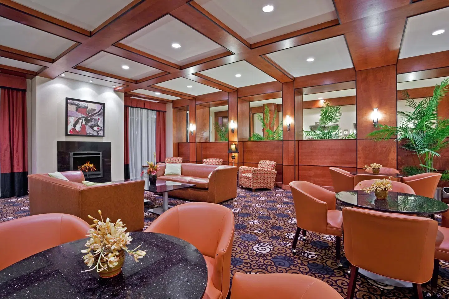 Holiday Inn Purdue - Fort Wayne by IHG LOUNGE_LOBBY