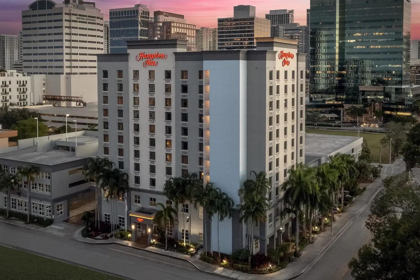Hampton Inn Ft. Lauderdale/Downtown Las Olas Area EXTERIOR