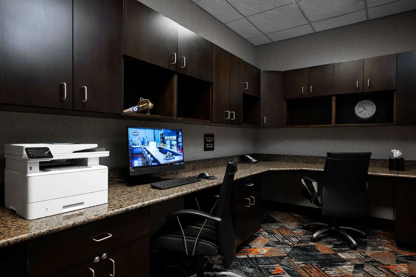 Hampton Inn Evansville/Airport ROOM_EXAMPLE